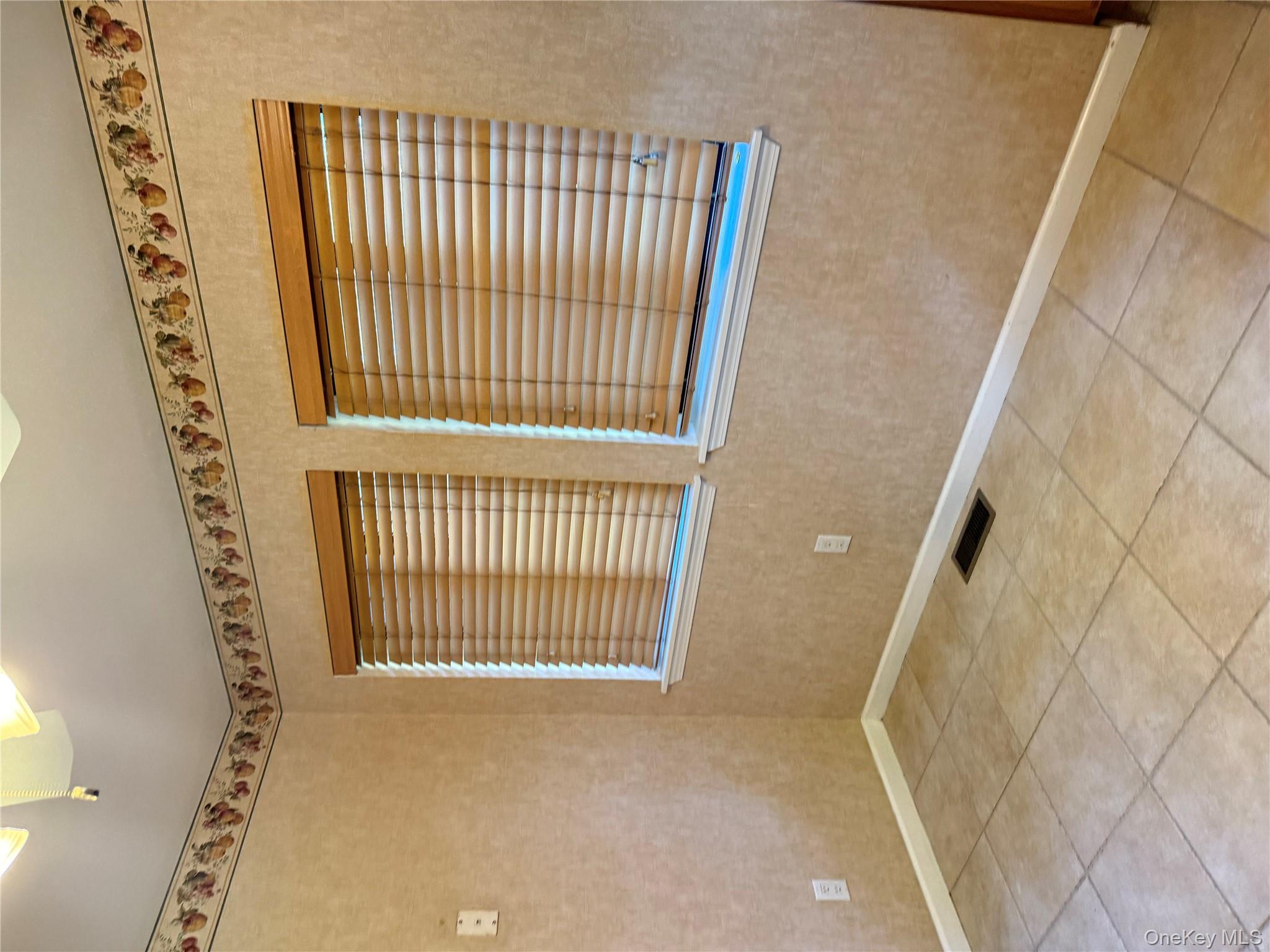 908 Scenic Lane, Poughkeepsie, NY 12603