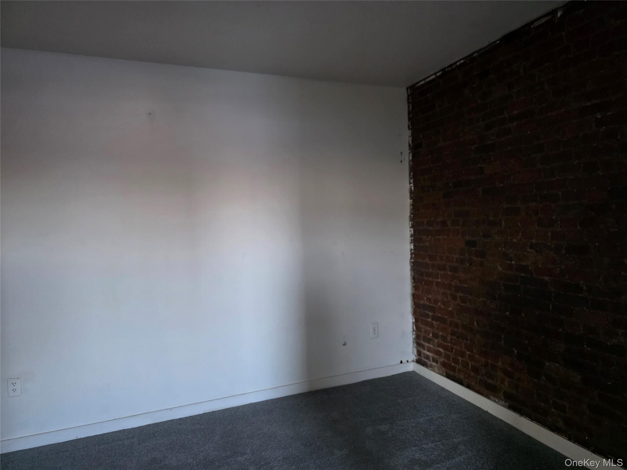 8 Main Street, Chester, NY 10918