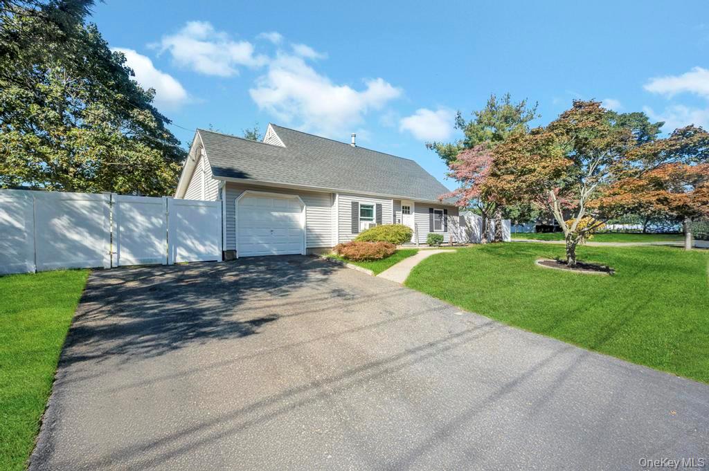 382 Boyle Road, Selden, NY 11784