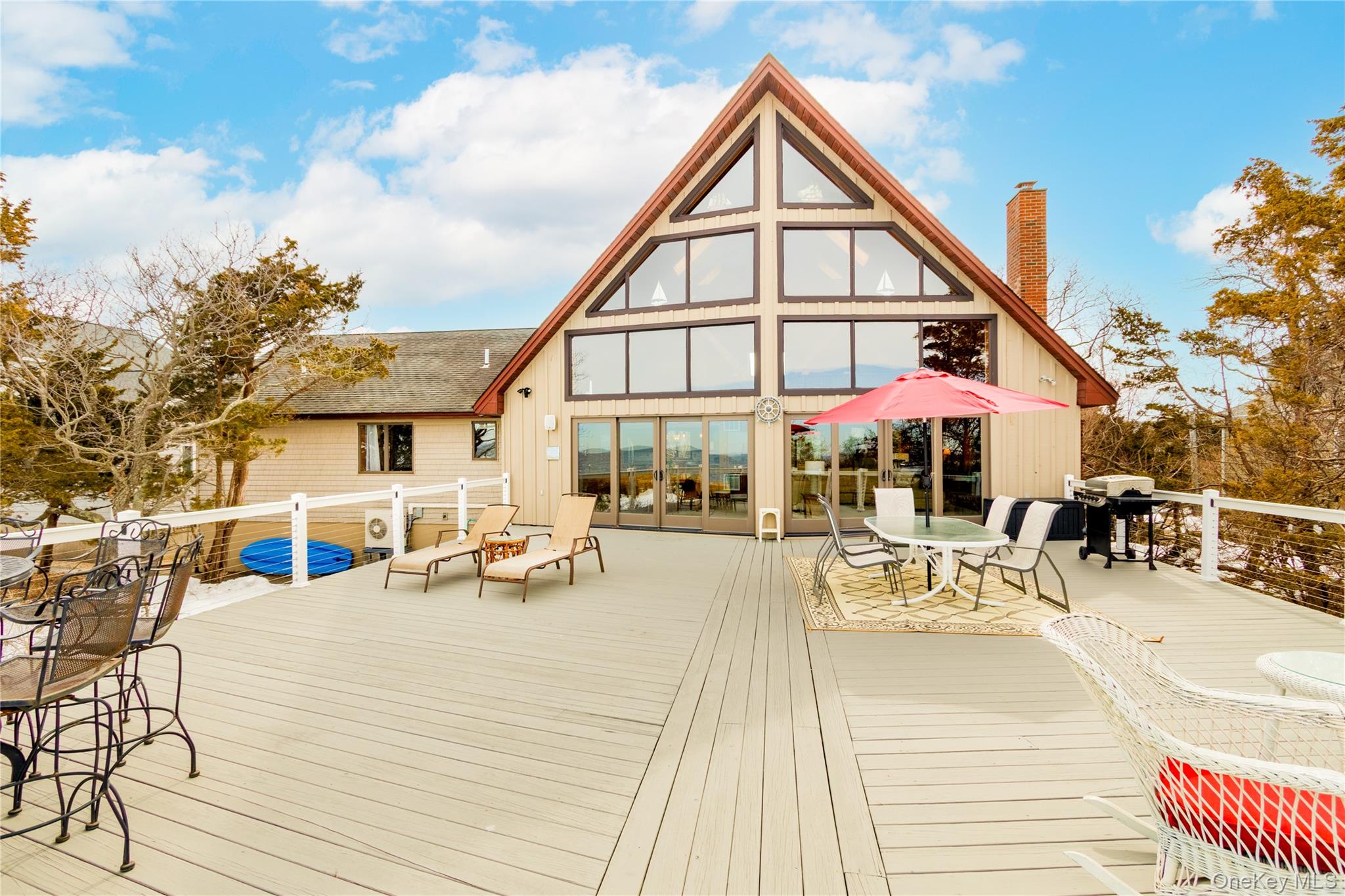 171 Harbor Beach Road, Mount Sinai, NY 11766