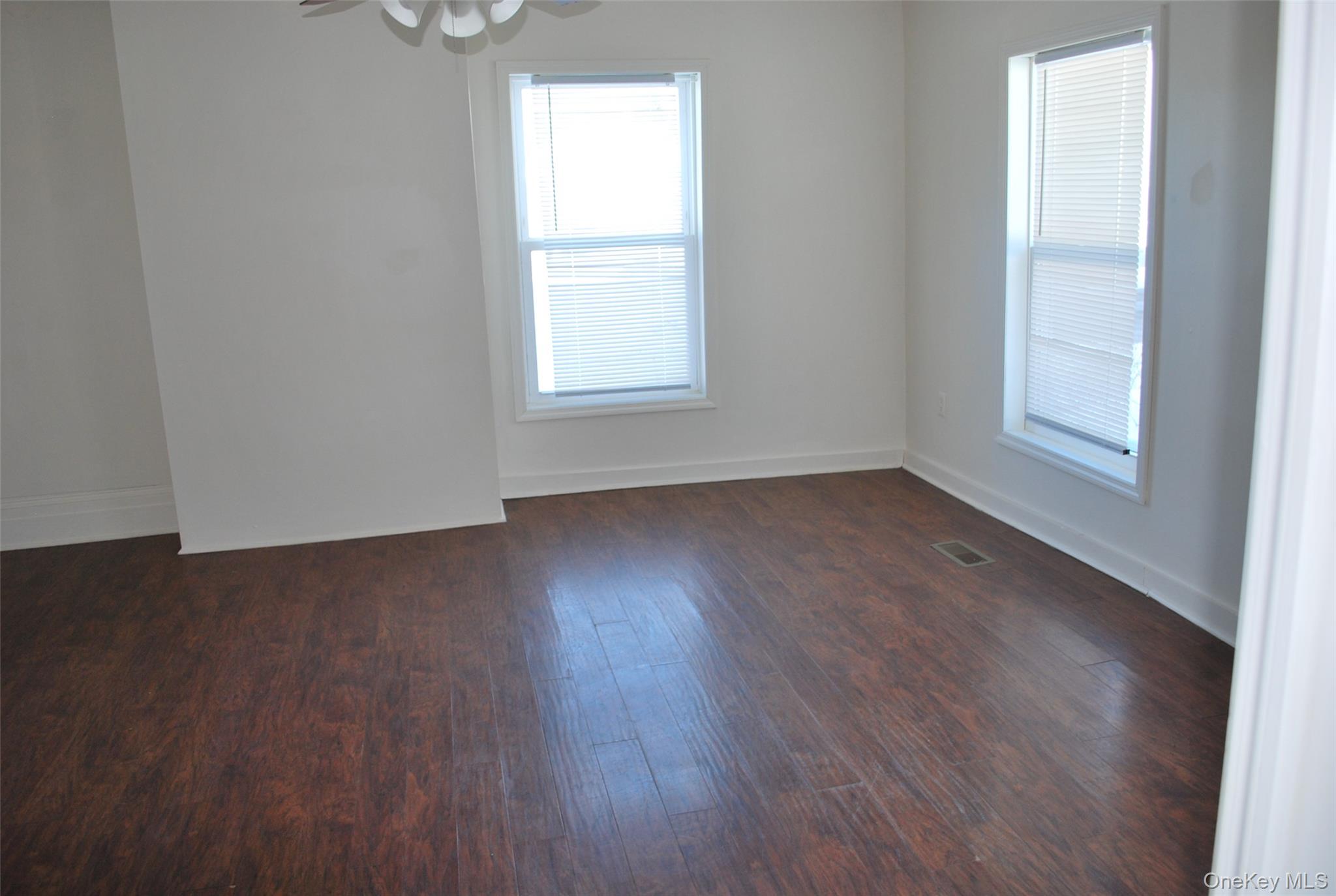 22 Dekay Road, Warwick, NY 10990