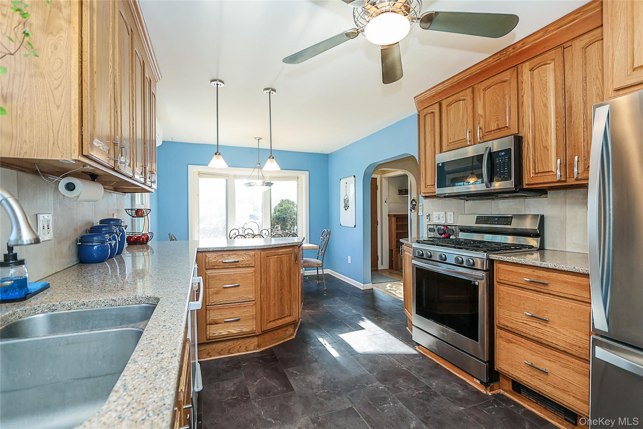 58 Elm Court, New Hyde Park, NY 11040