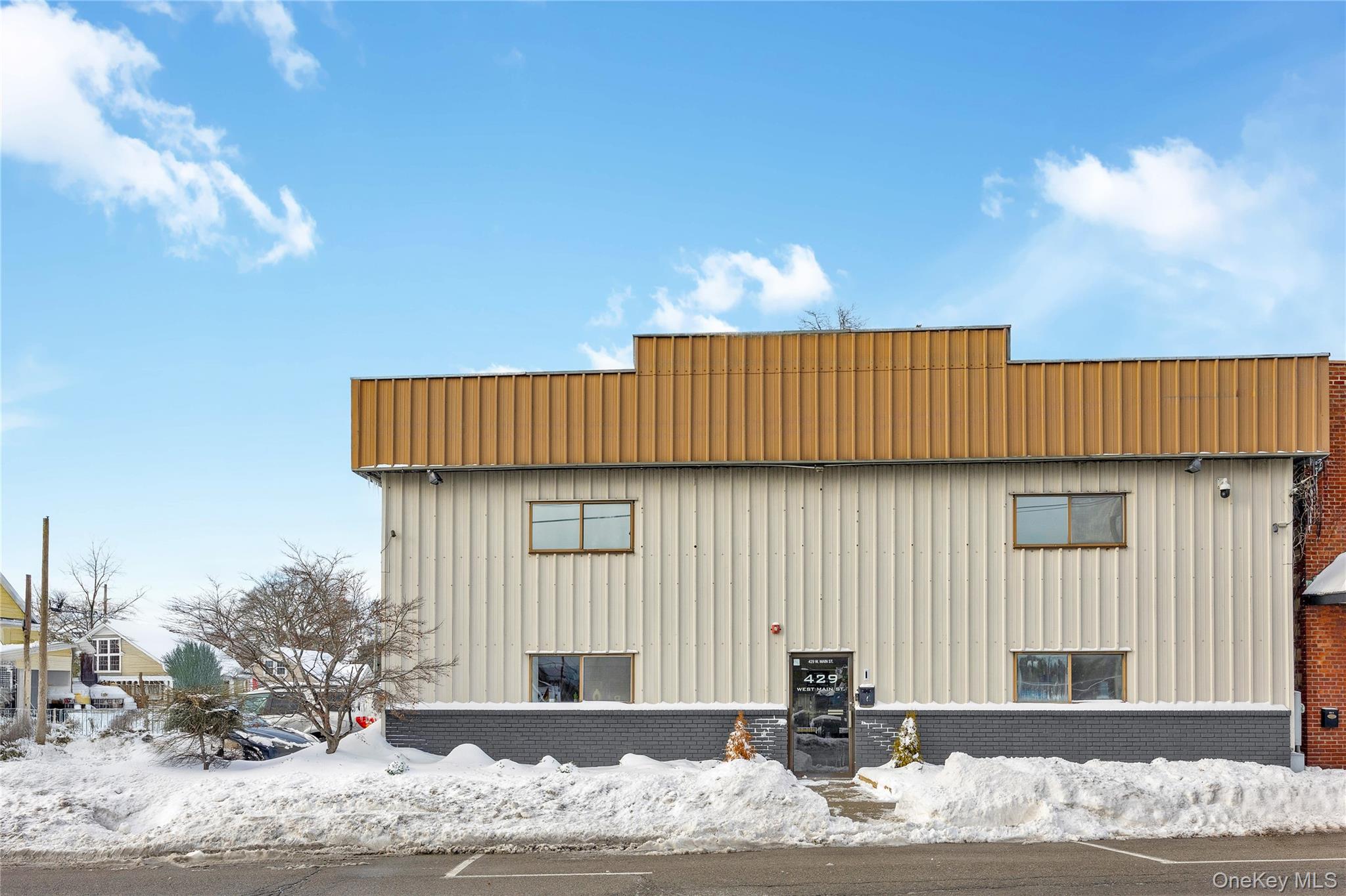 429 W Main Street, Patchogue, NY 11772