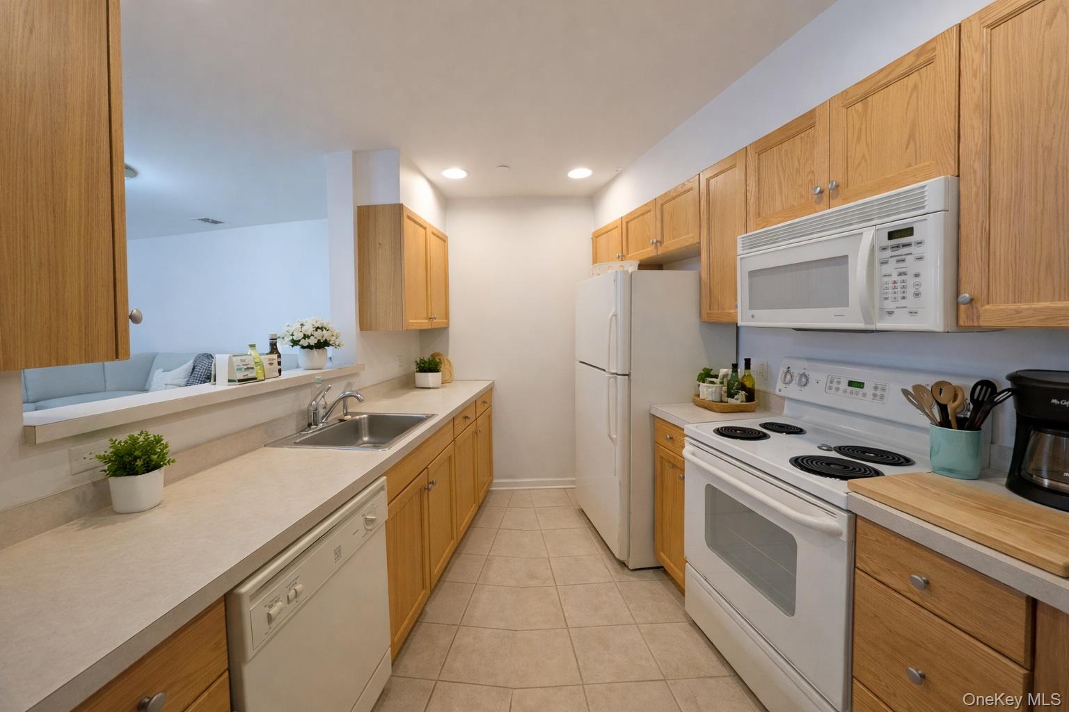 100 Woodcrest Lane # 102, Mount Kisco, NY 10549