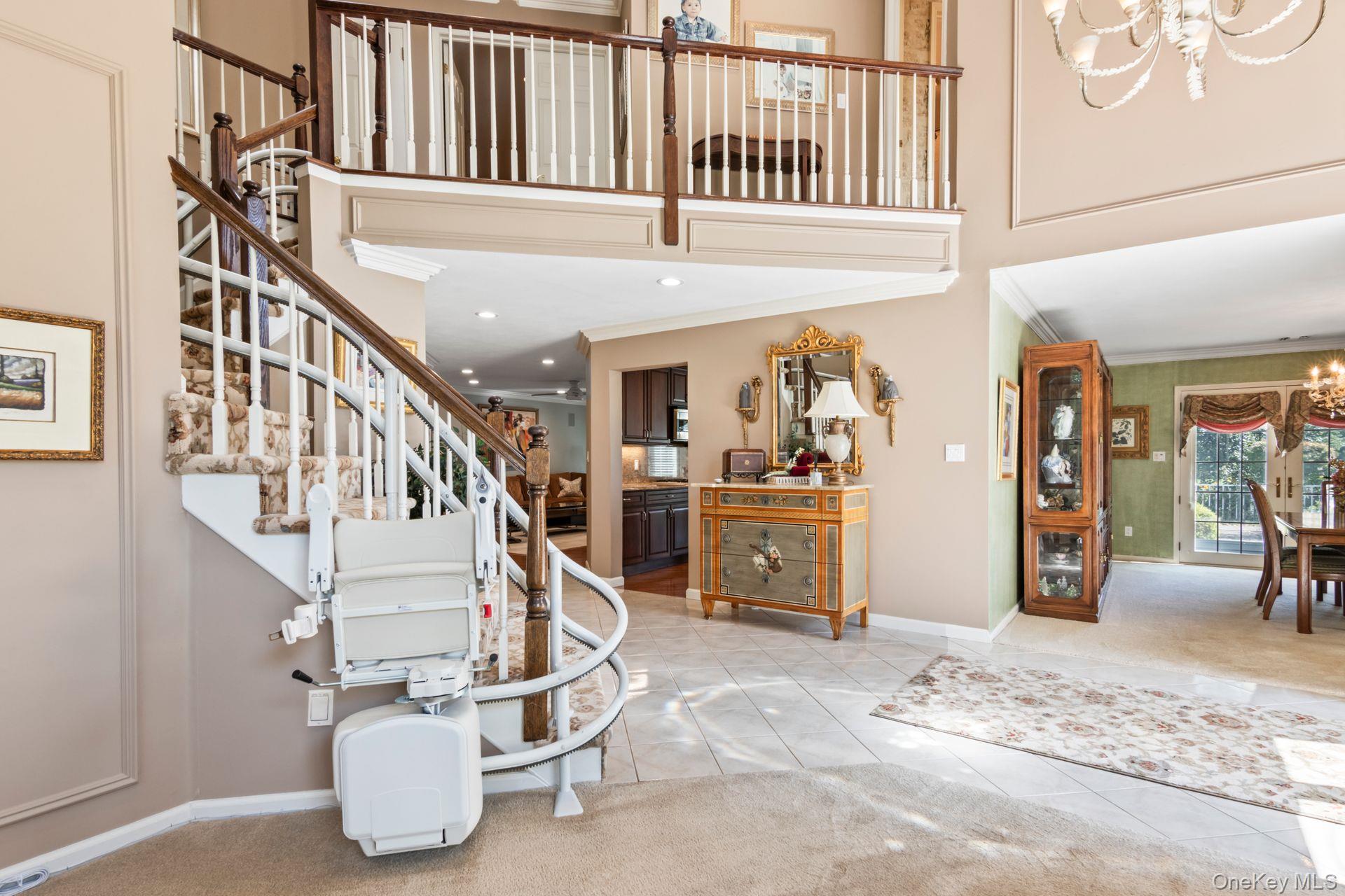 77 The Woods, Commack, NY 11725