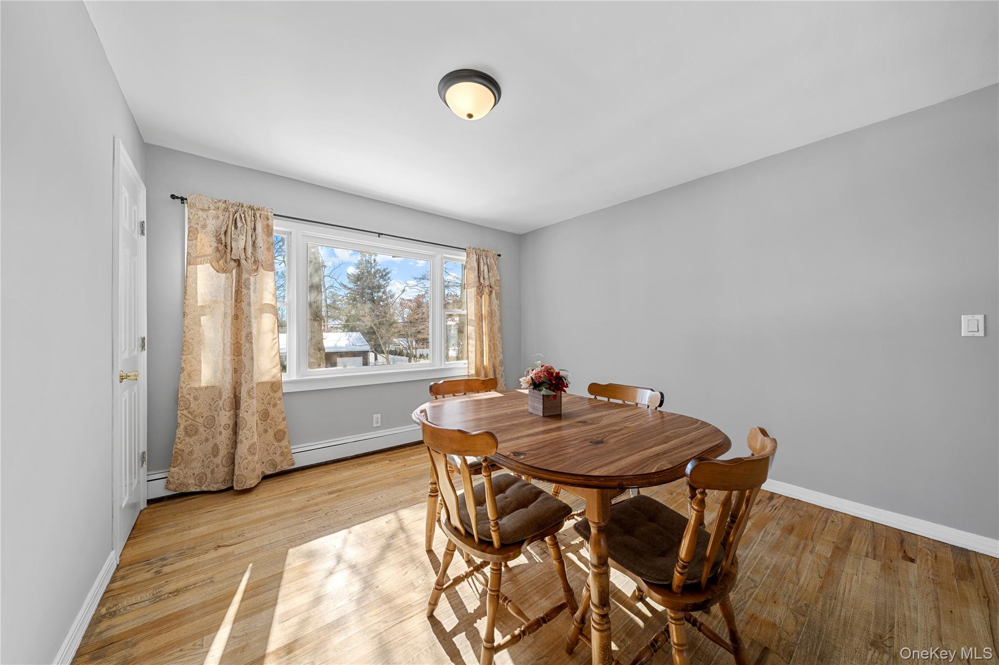 165 5th Street, Saint James, NY 11780