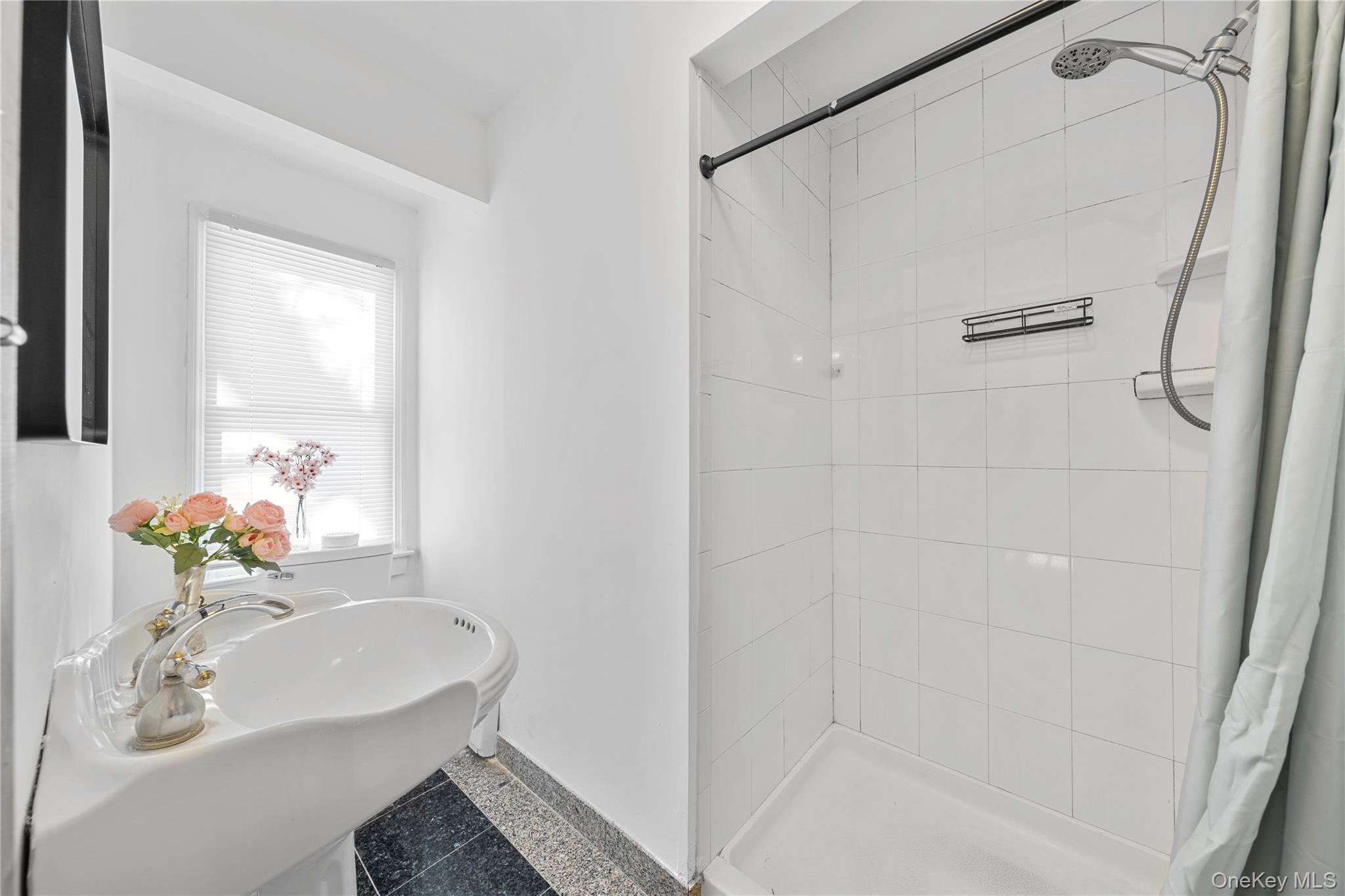 165 5th Street, Saint James, NY 11780