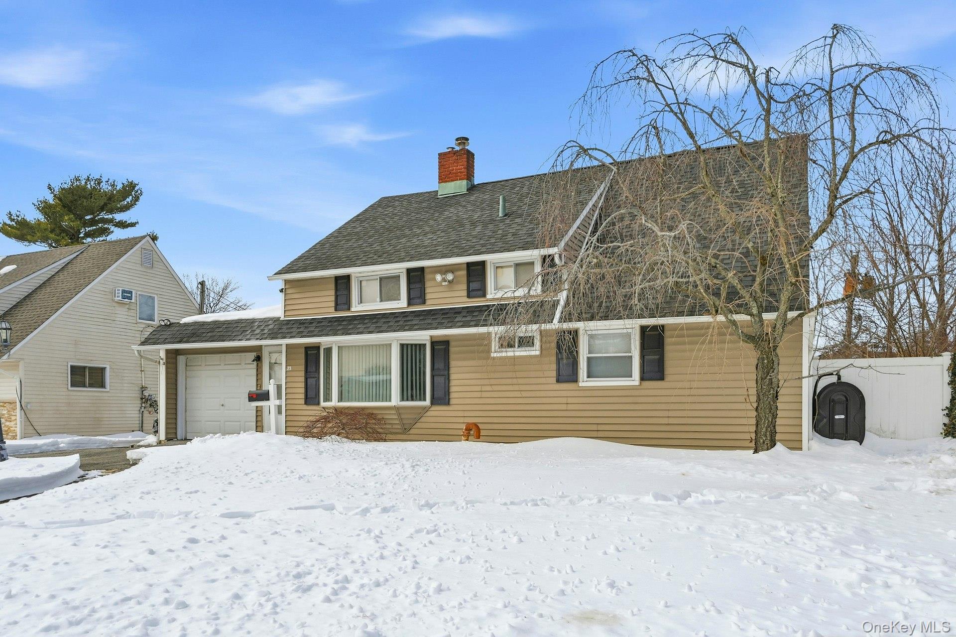 23 Elm Drive W, Levittown, NY 11756