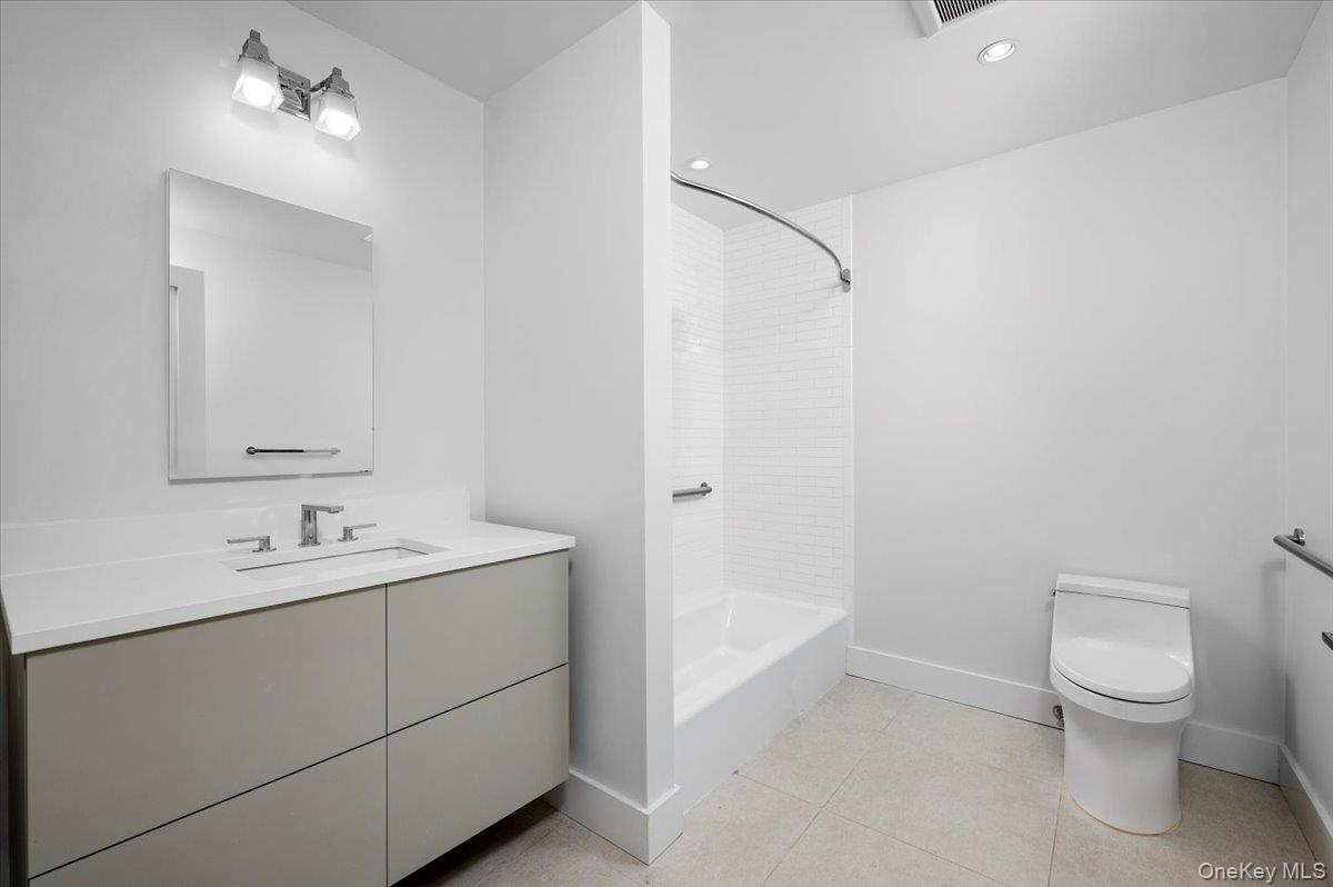 422 E Boston Post Road # 302, Mamaroneck, NY 10543