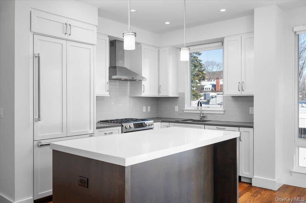 422 E Boston Post Road # 302, Mamaroneck, NY 10543