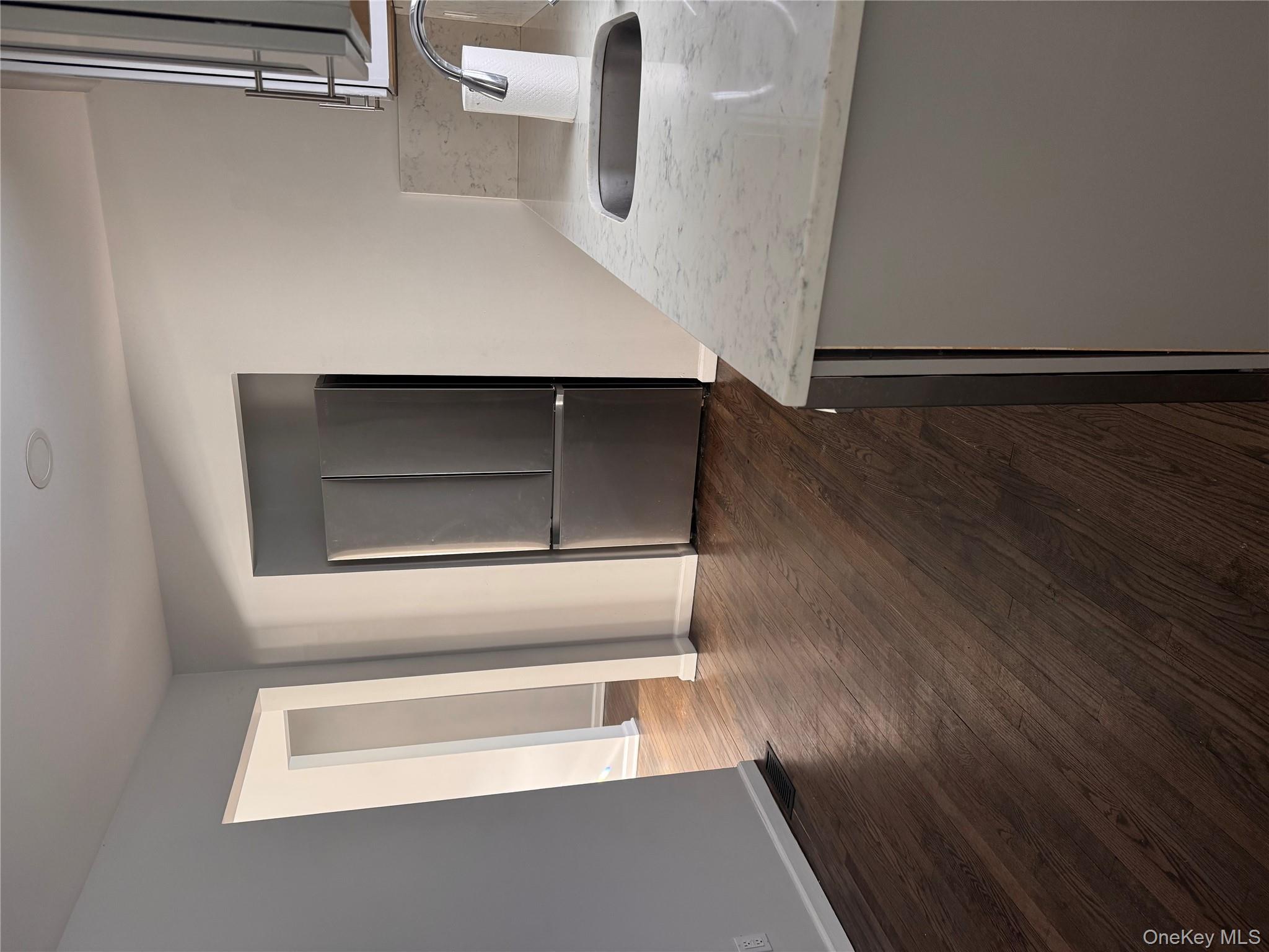 14 Fenner Lane, Nanuet, NY 10954