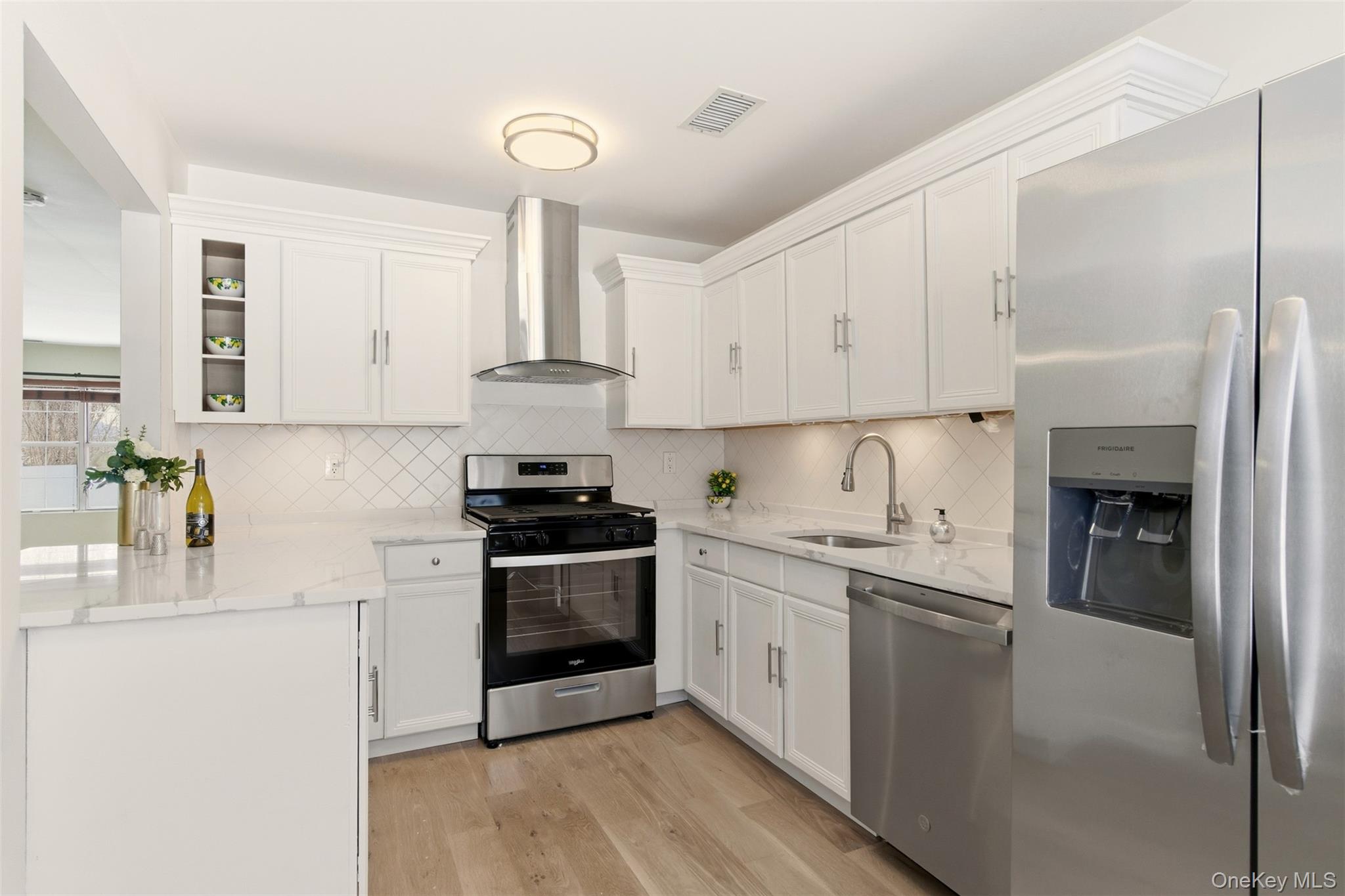 5 Deer Path, Coram, NY 11727