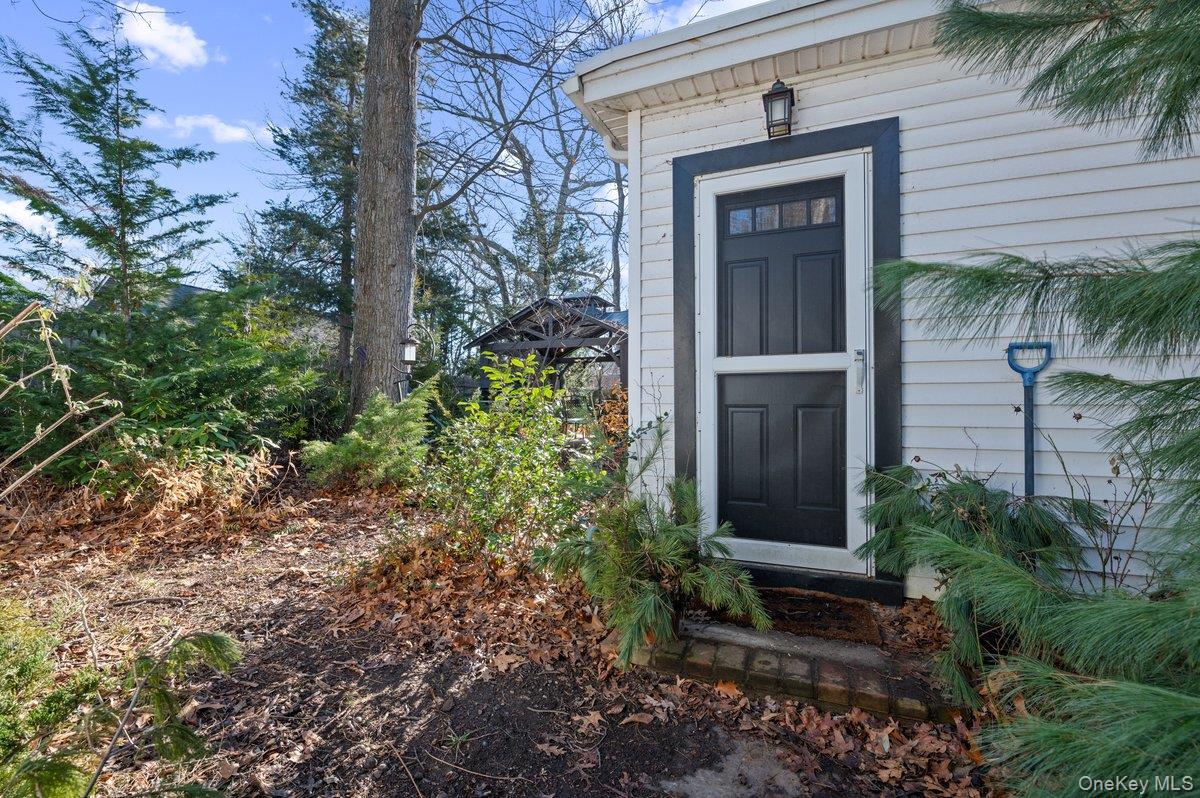 136 Beach Road, Wading River, NY 11792