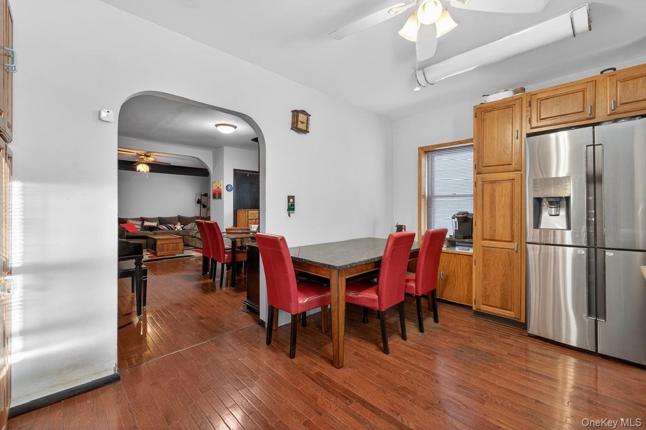 7748 74th Street, Glendale, NY 11385