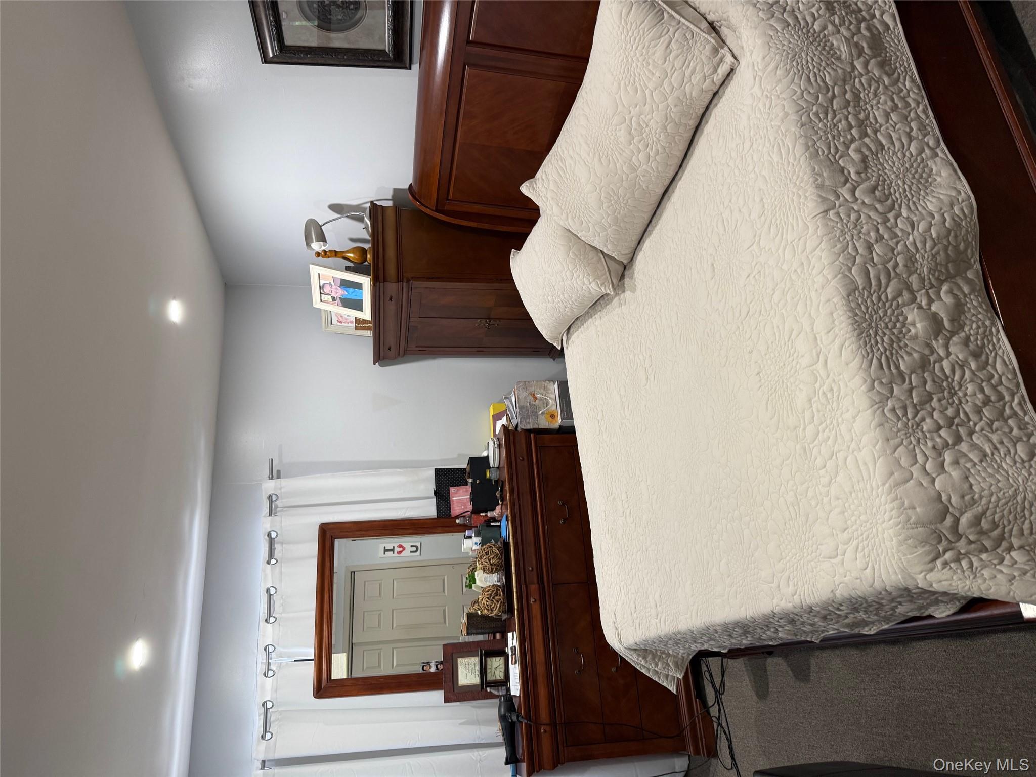 11949 6th Avenue, College Point, NY 11356