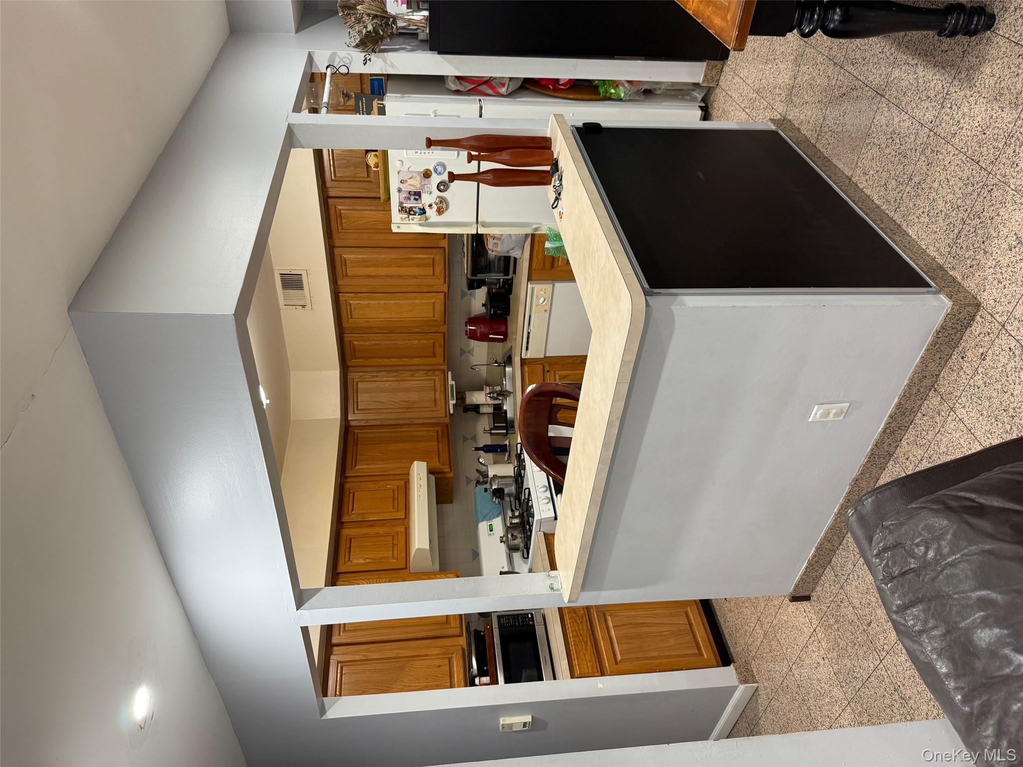 11949 6th Avenue, College Point, NY 11356