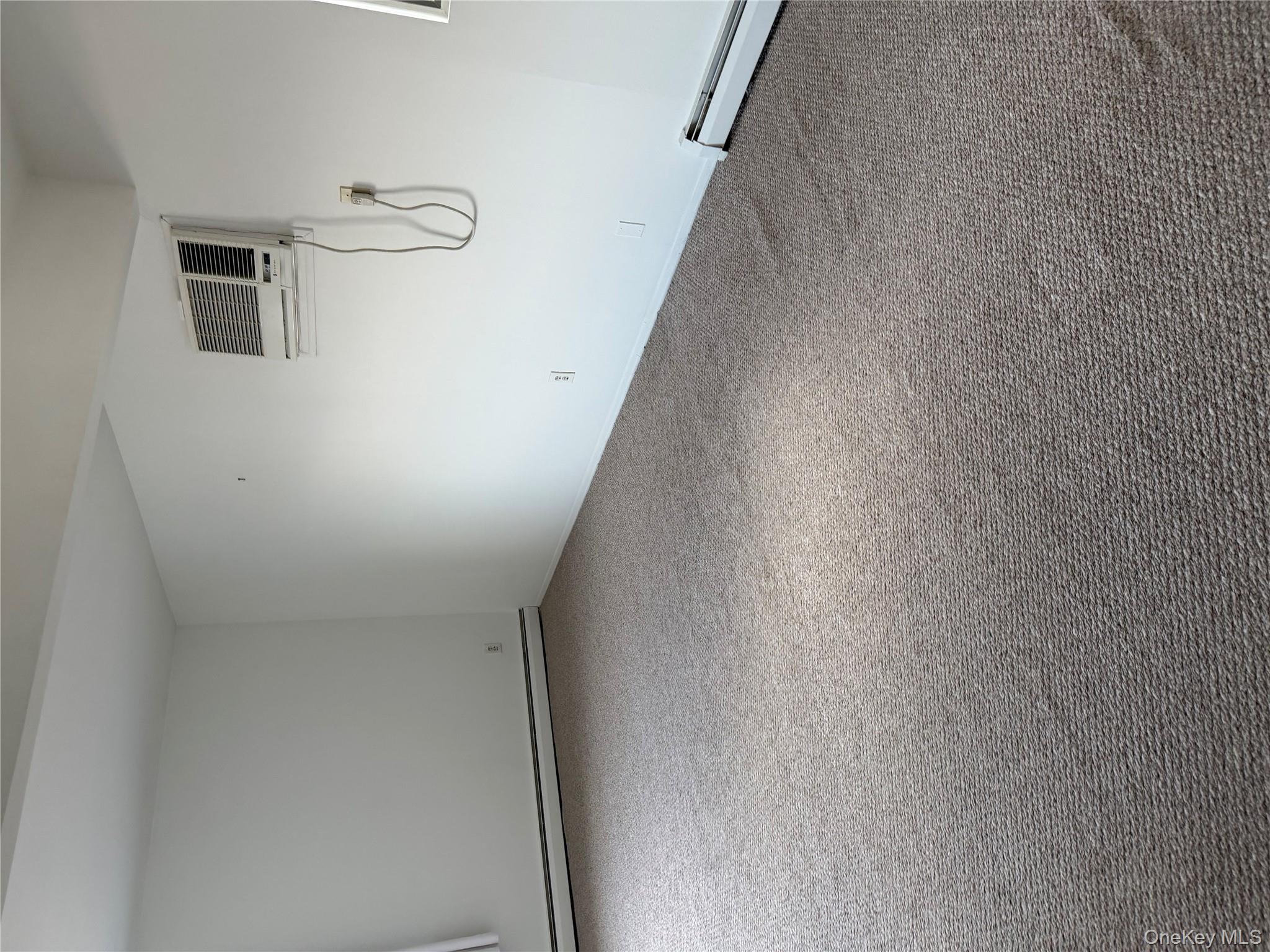 194 Quebec Road, Island Park, NY 11558