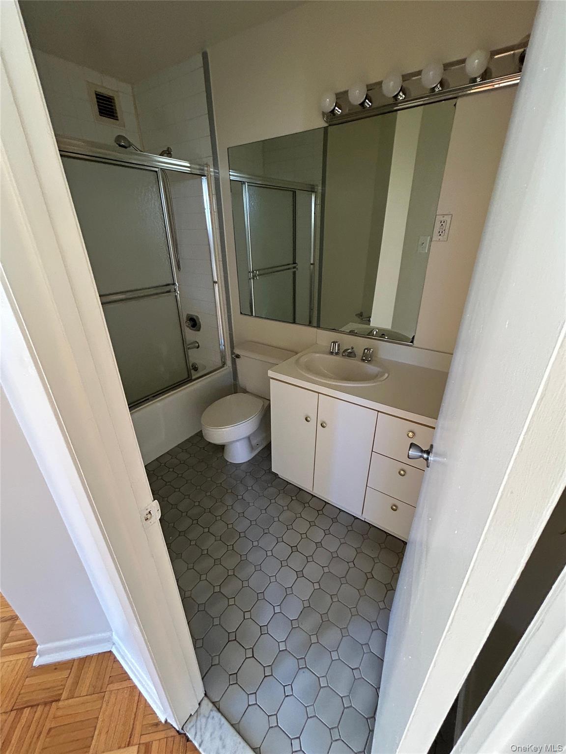 27 Ludlow Street, Yonkers, NY 10705