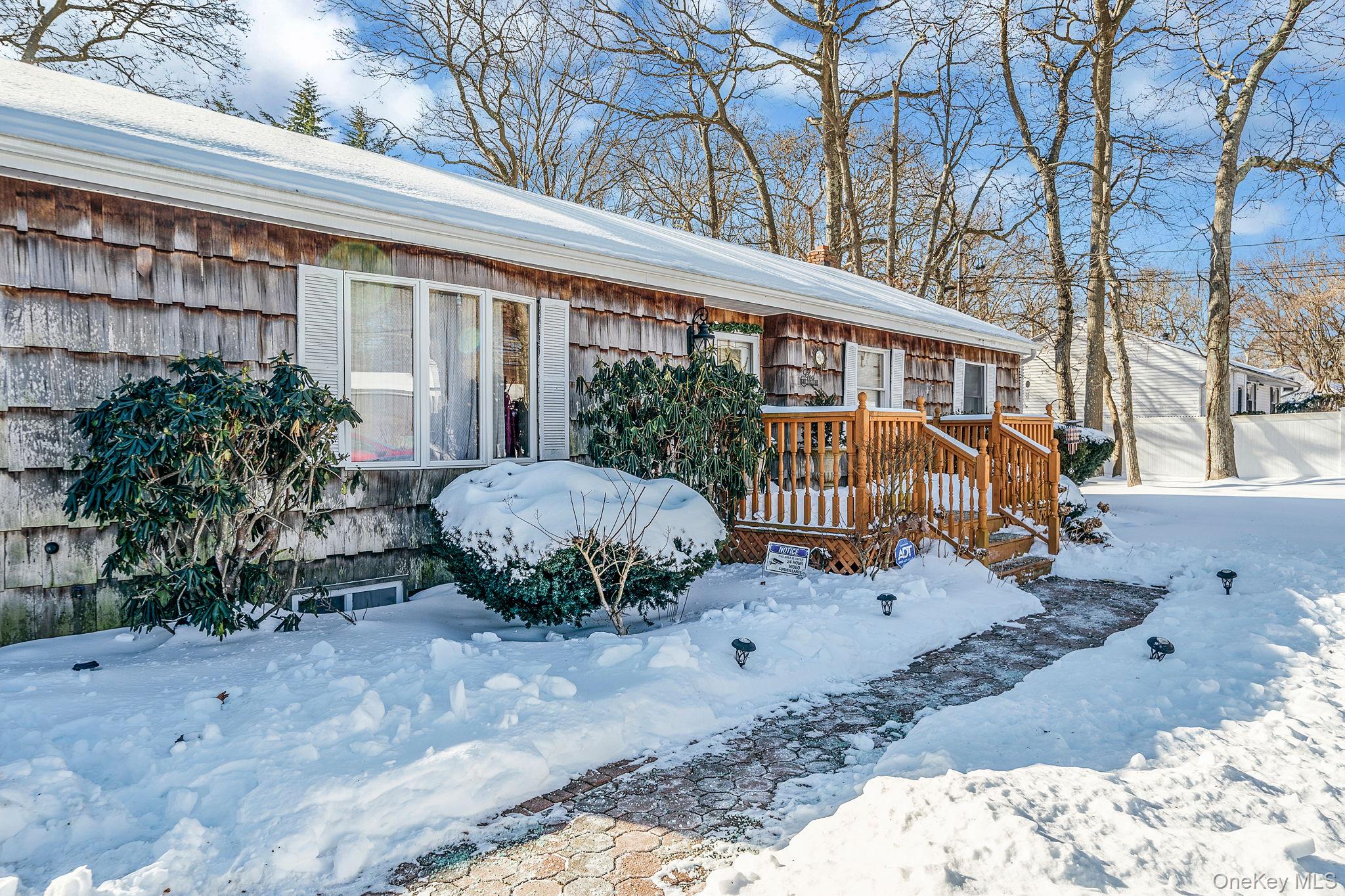 118 Moriches Avenue, Mastic, NY 11950