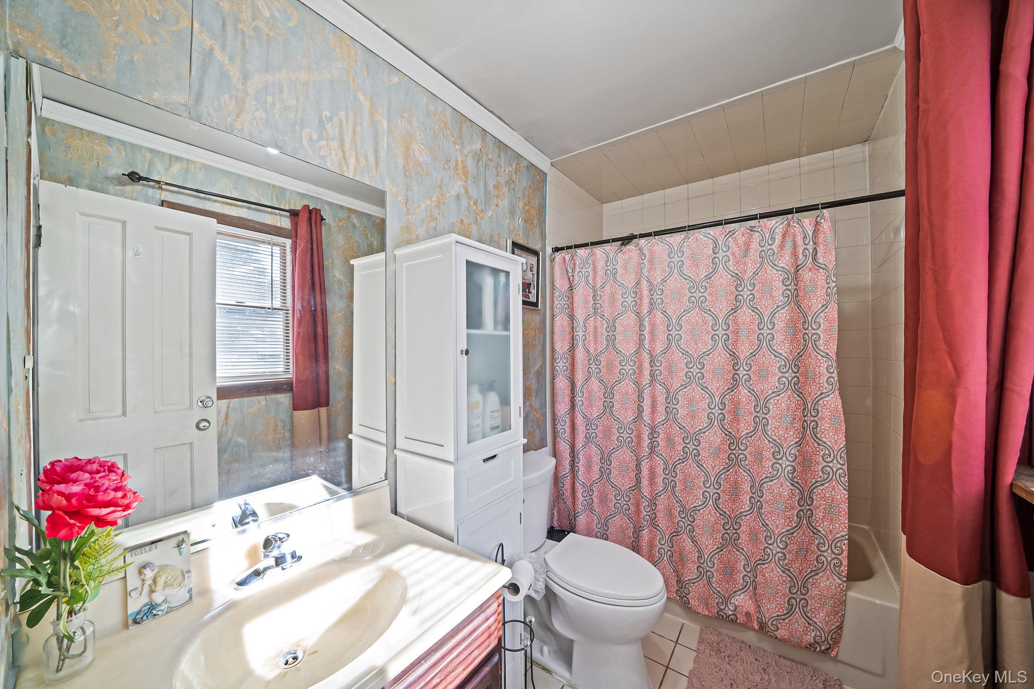 118 Moriches Avenue, Mastic, NY 11950