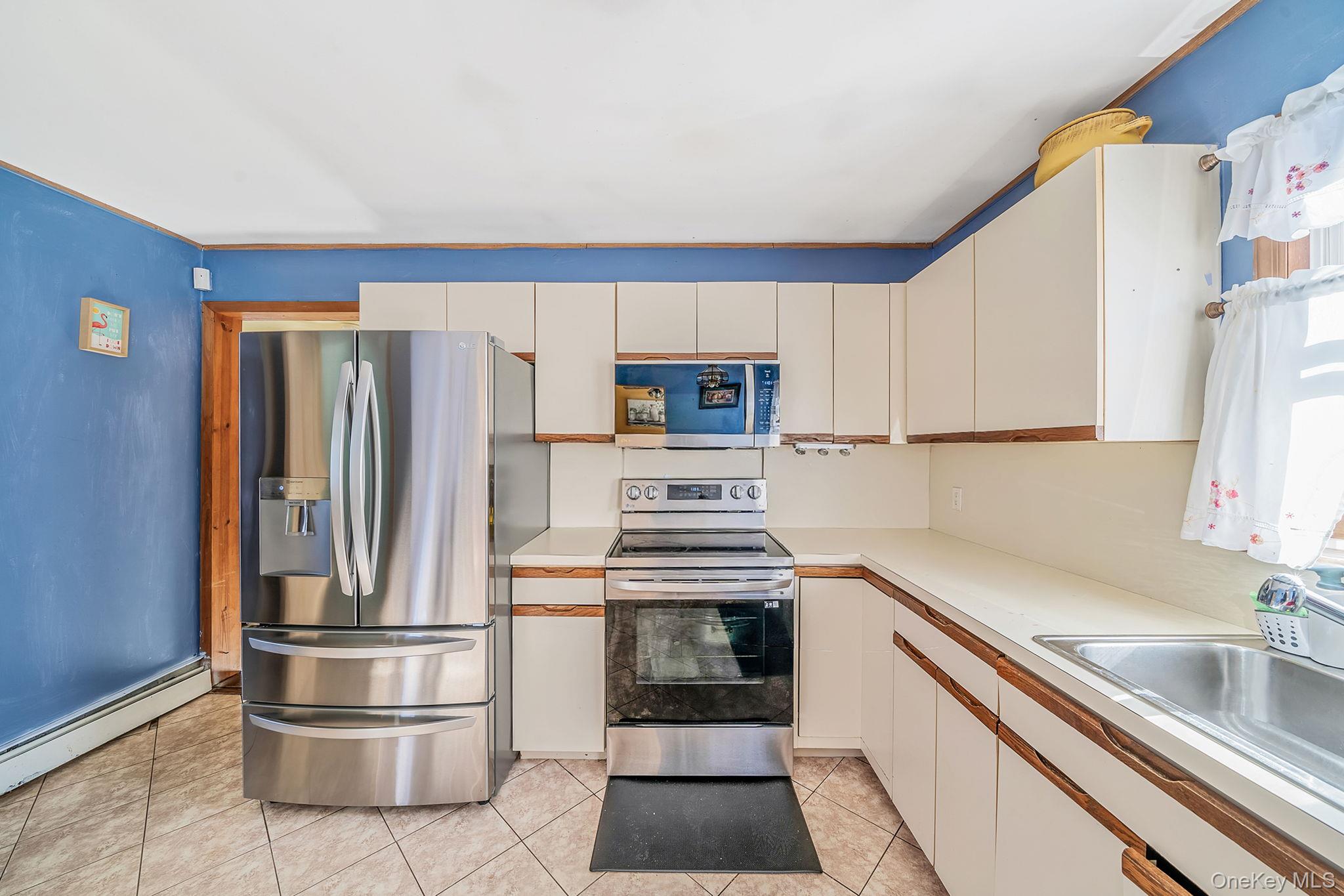 118 Moriches Avenue, Mastic, NY 11950