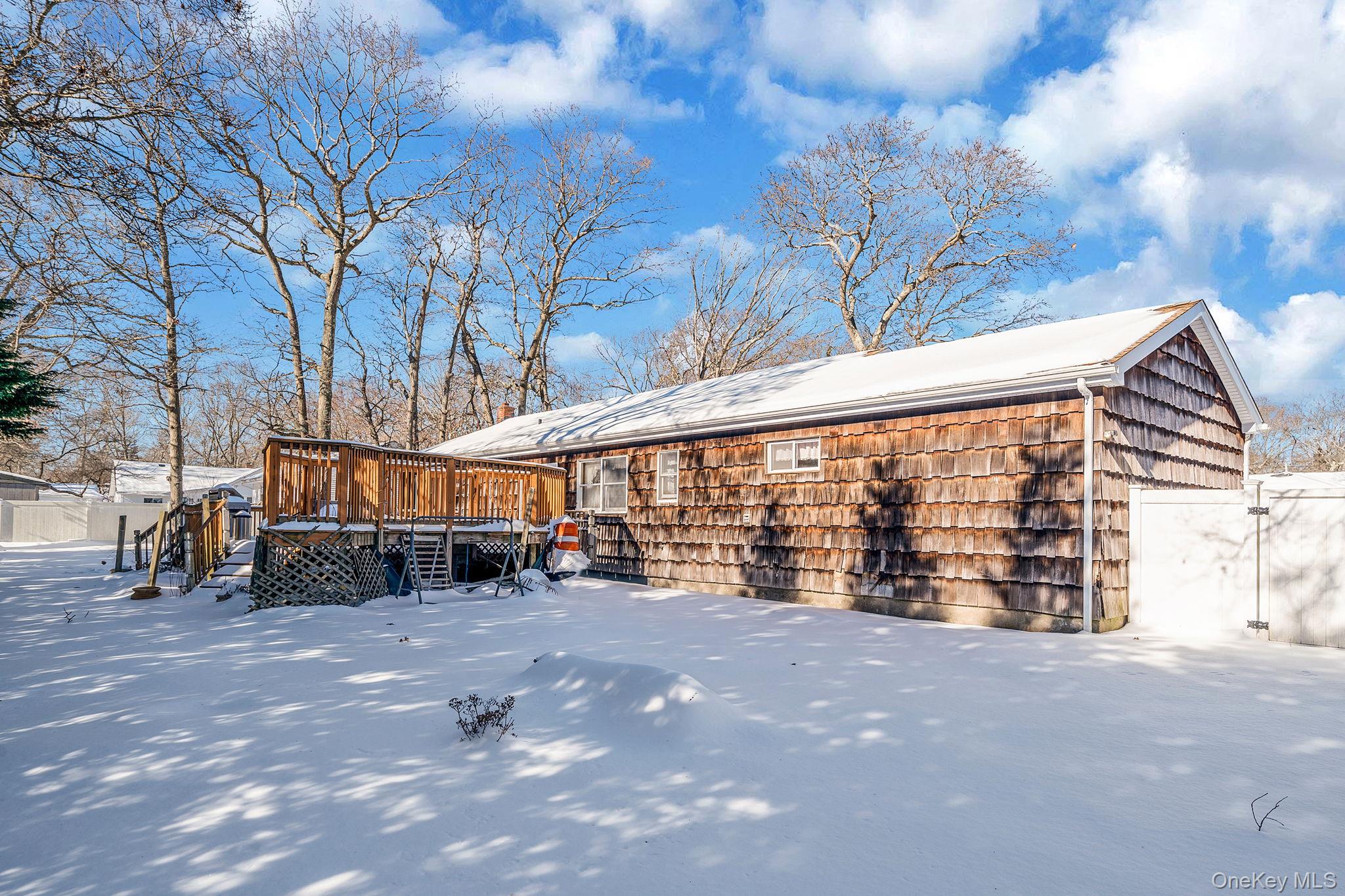 118 Moriches Avenue, Mastic, NY 11950