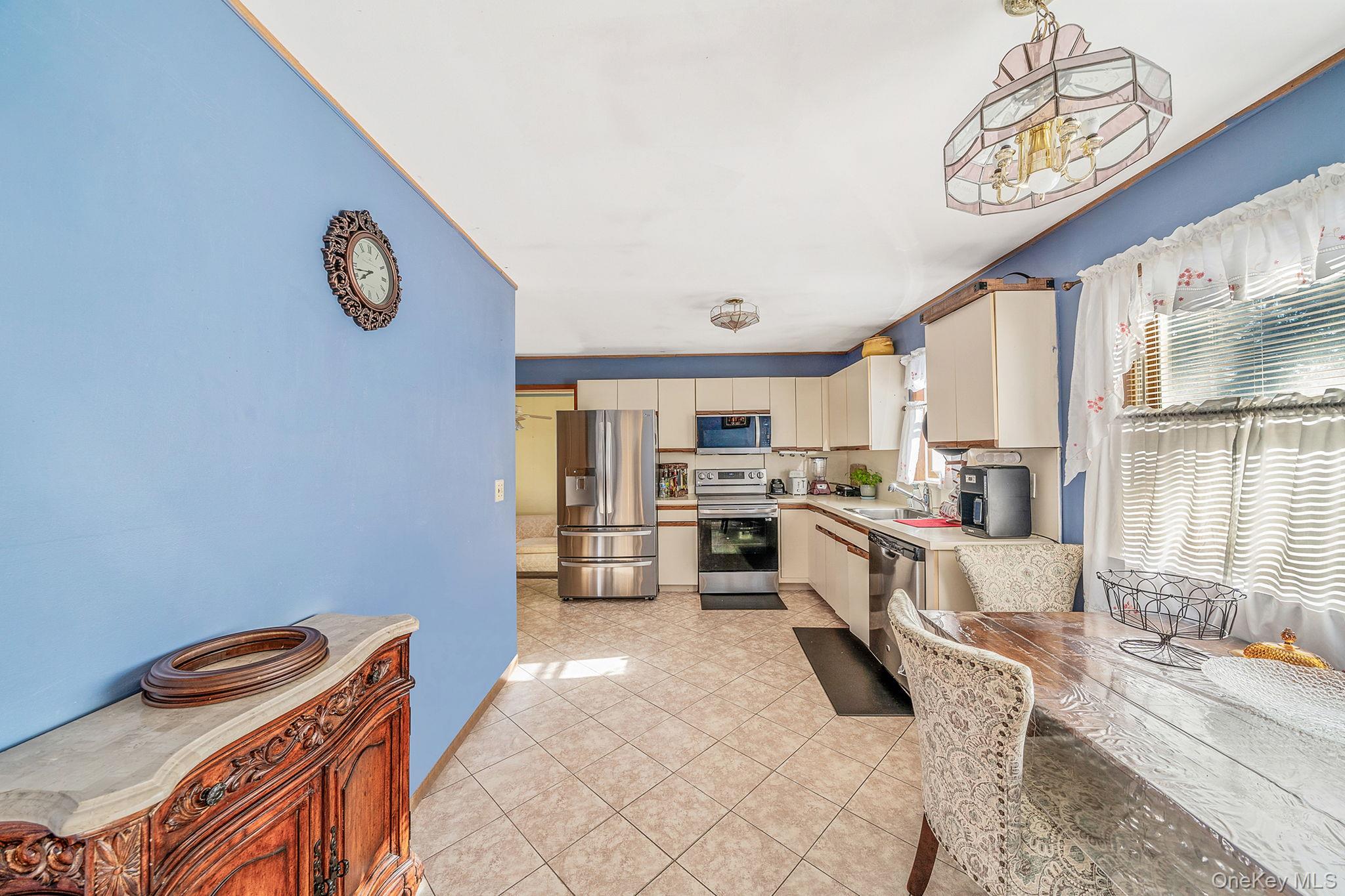 118 Moriches Avenue, Mastic, NY 11950