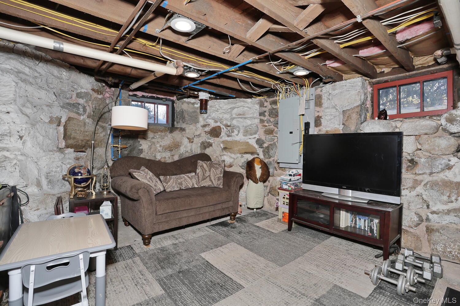 7 Clinton Place, Suffern, NY 10901