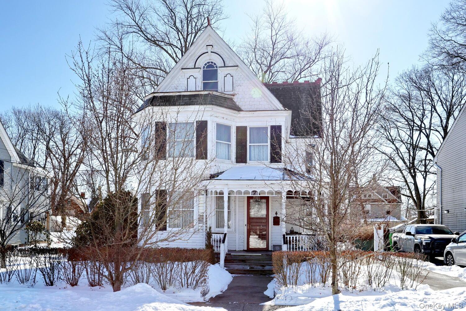 7 Clinton Place, Suffern, NY 10901