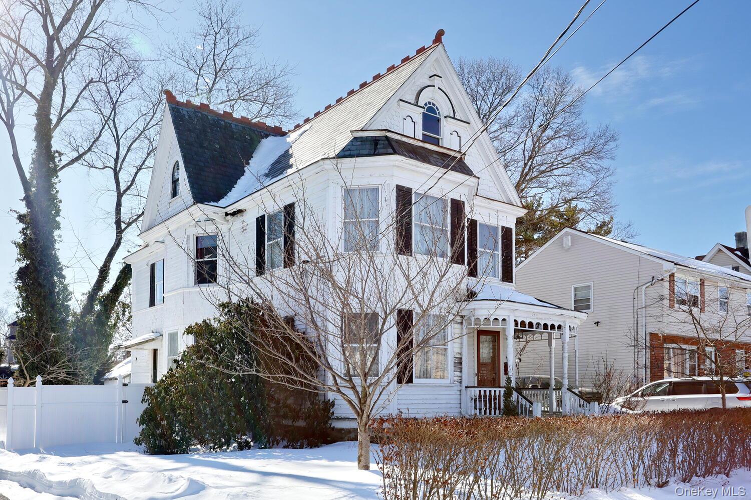 7 Clinton Place, Suffern, NY 10901