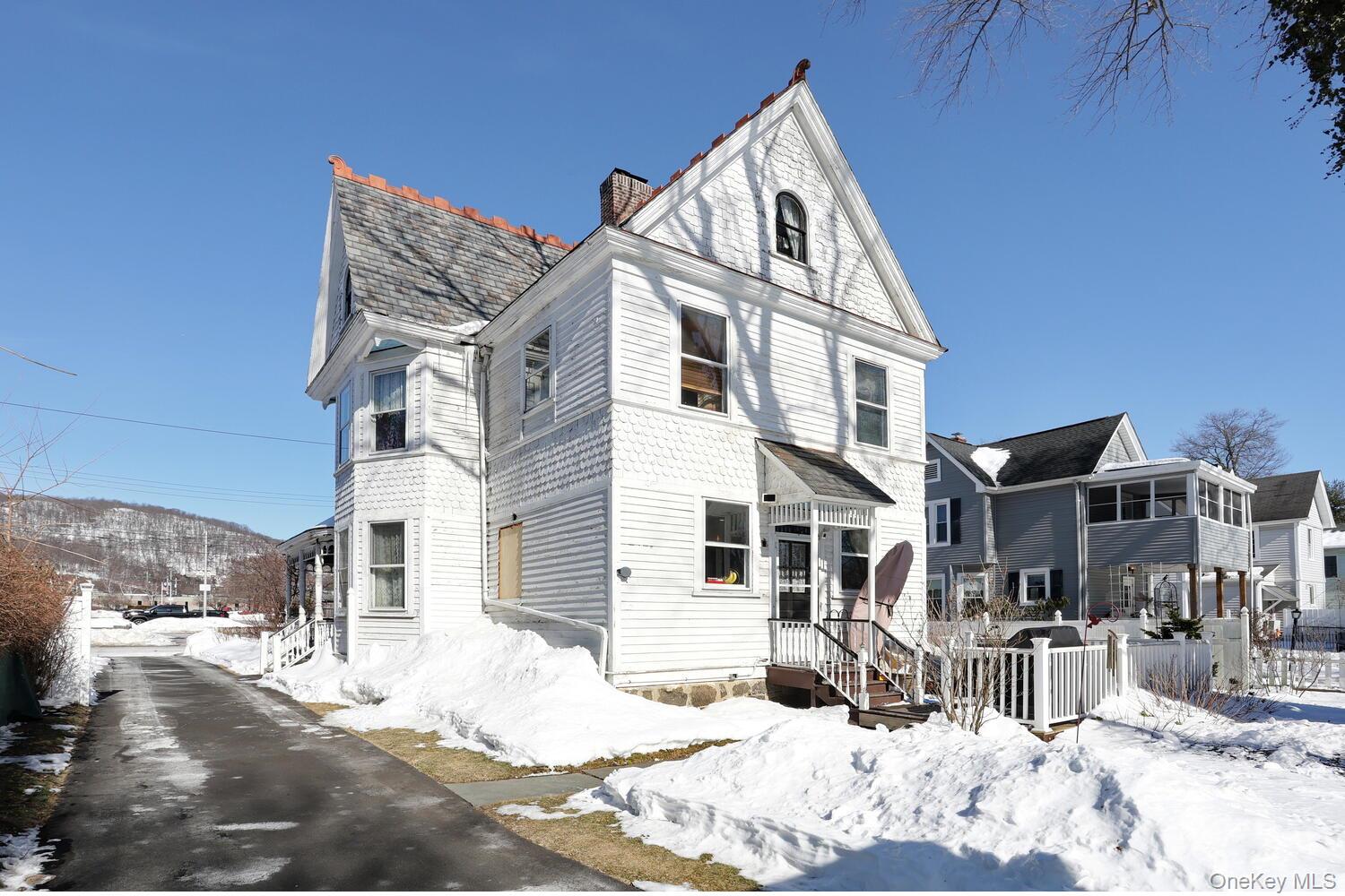 7 Clinton Place, Suffern, NY 10901