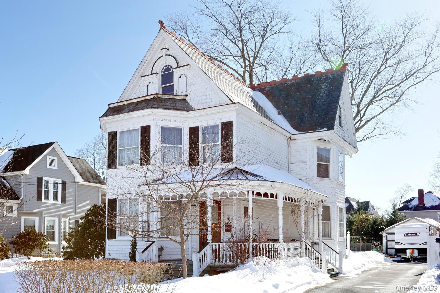 7 Clinton Place, Suffern, NY 10901