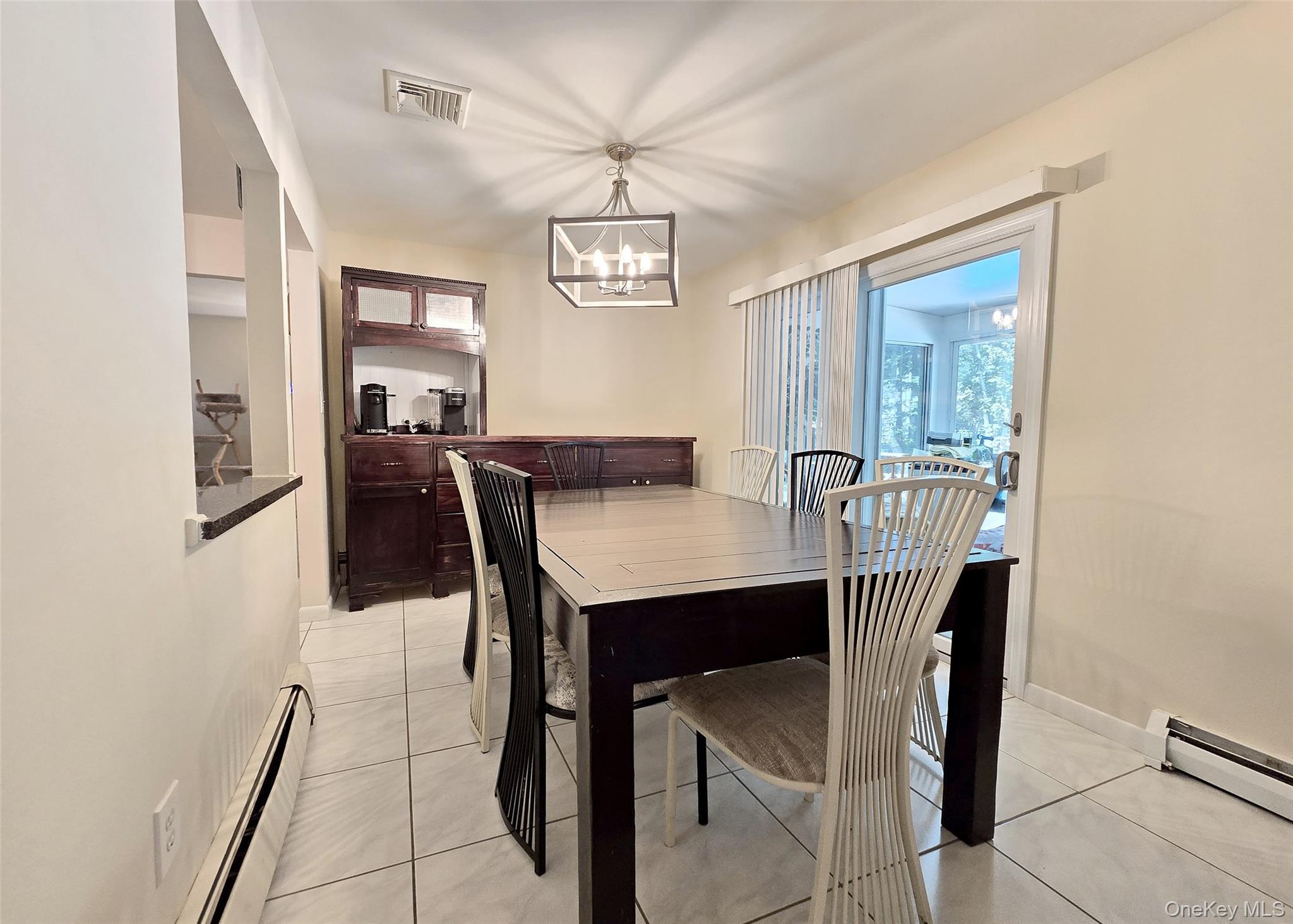 3 Ross Court, Manorville, NY 11949