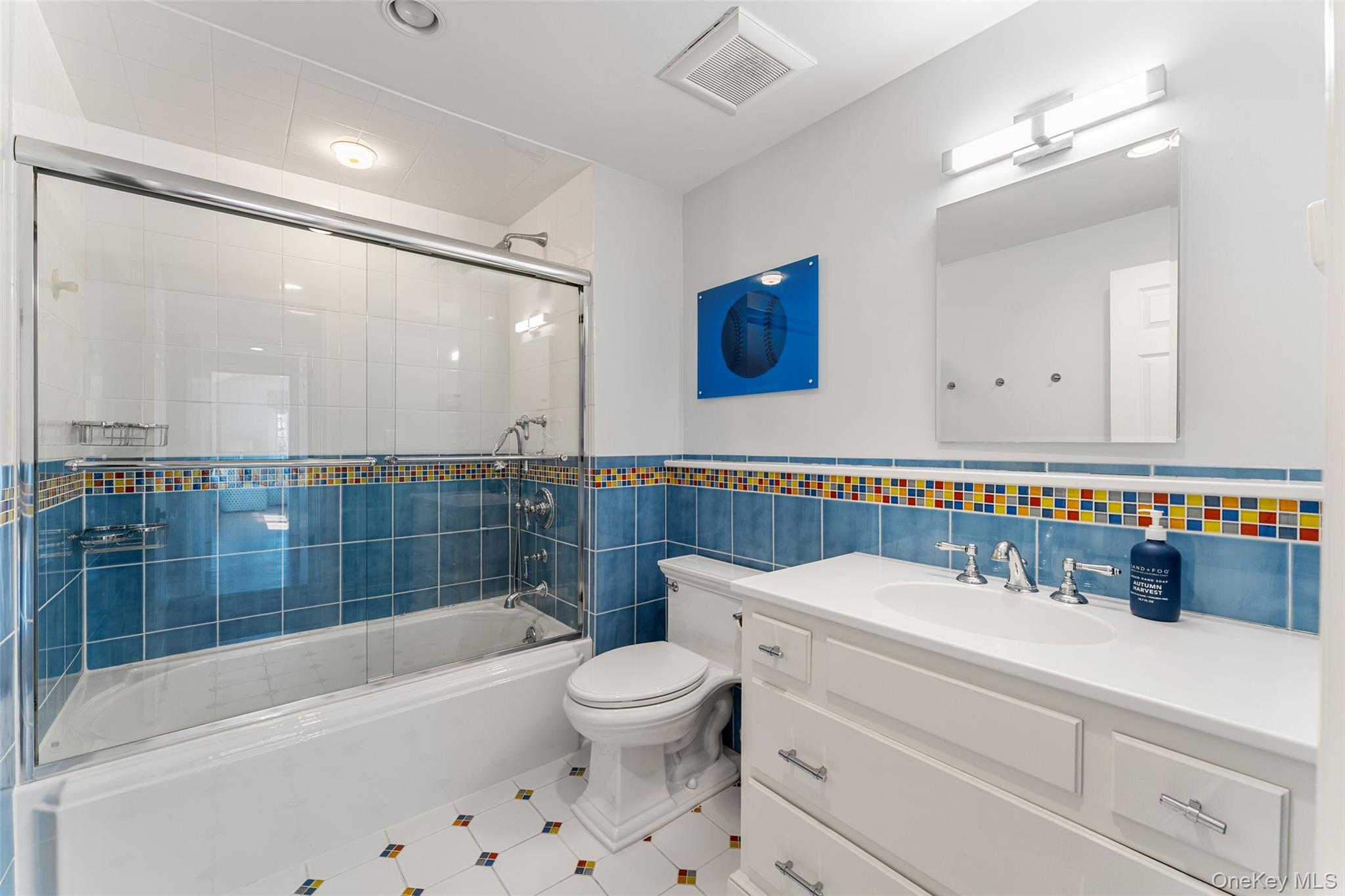 7 Lenox Place, Scarsdale, NY 10583