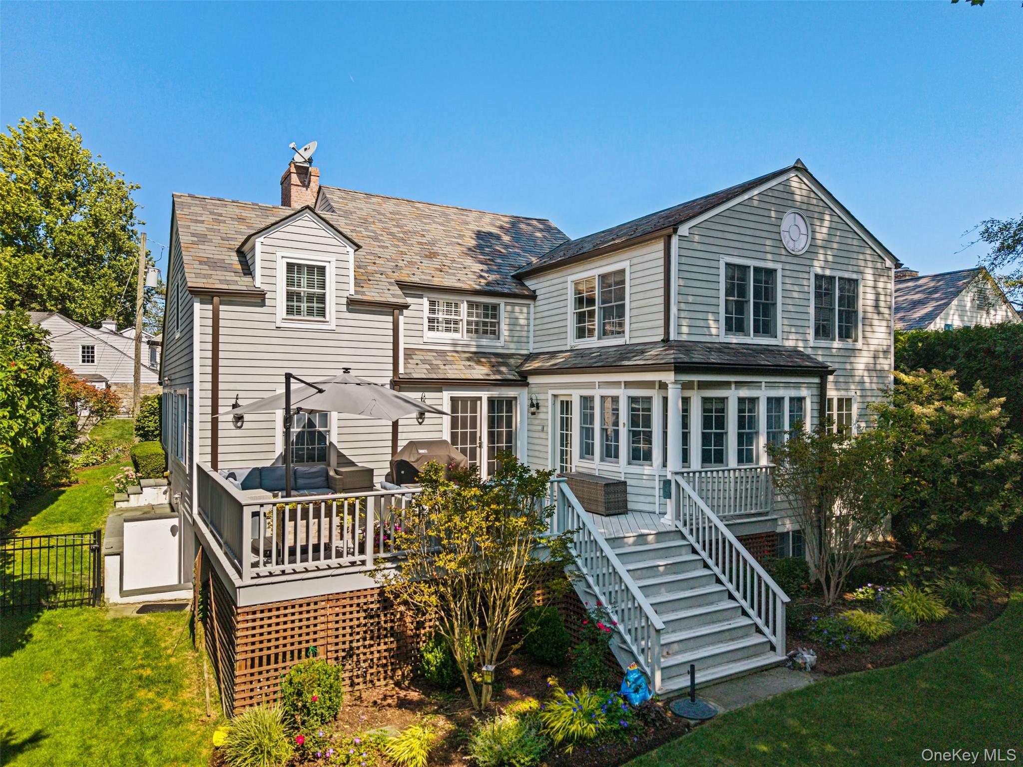 7 Lenox Place, Scarsdale, NY 10583