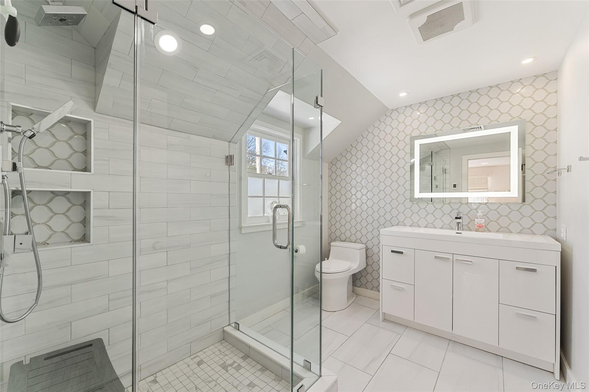 7 Lenox Place, Scarsdale, NY 10583