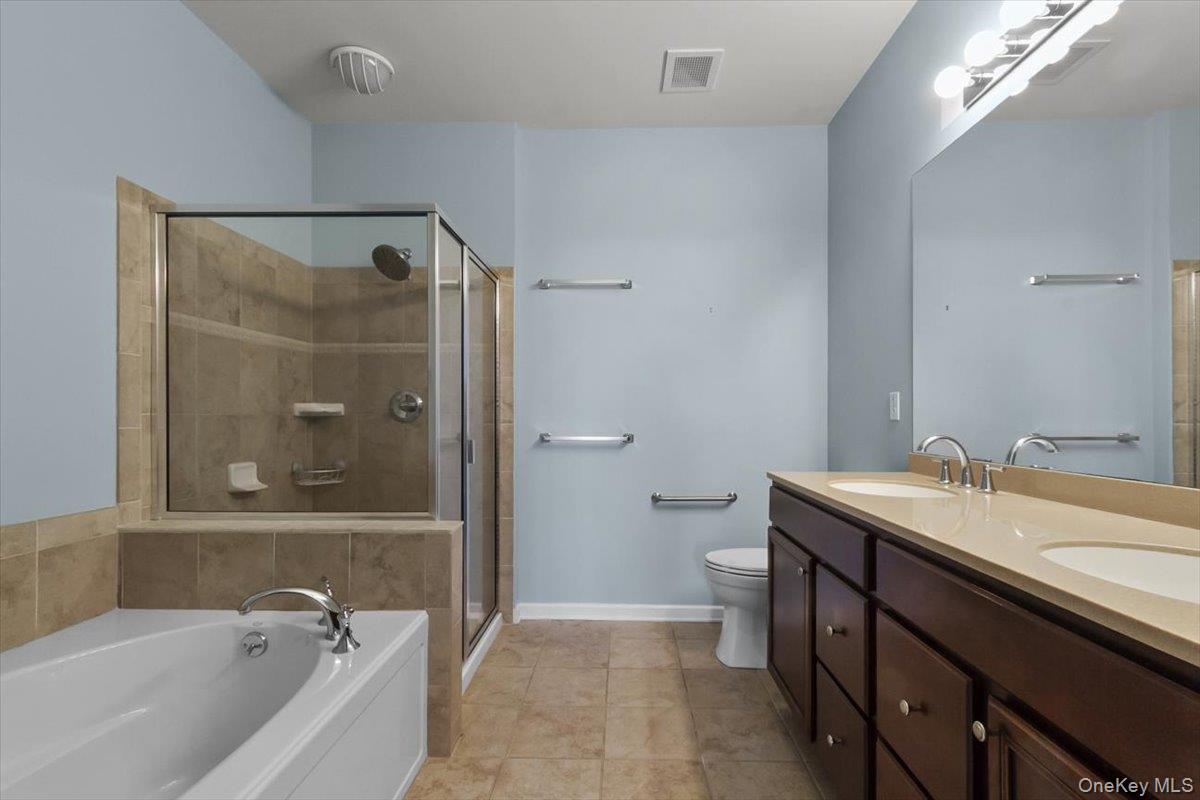 612 Saratoga Lane, Fishkill, NY 12524