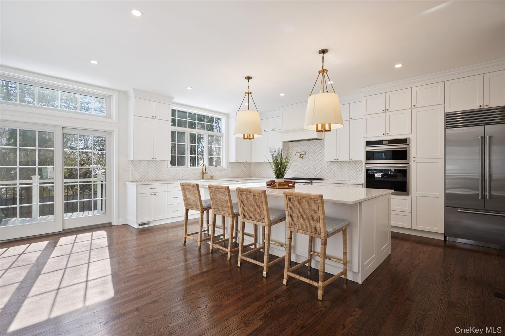 10 Carlton Lane, Rye Brook, NY 10573