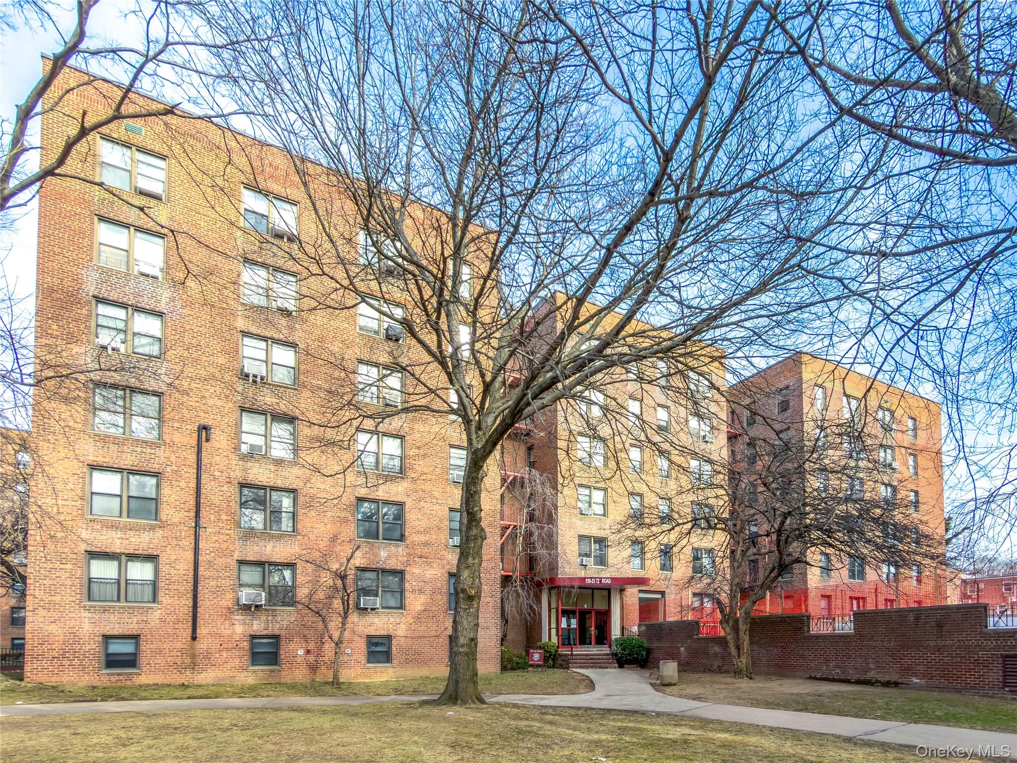 150-25 72 Road # 6A, Kew Garden Hills, NY 11367