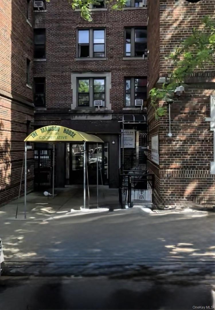 136-39 41st Avenue # 5D, Flushing, NY 11355