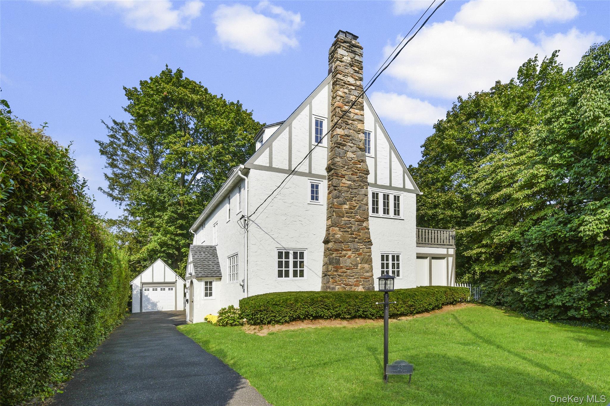 23 Lyons Place, Larchmont, NY 10538