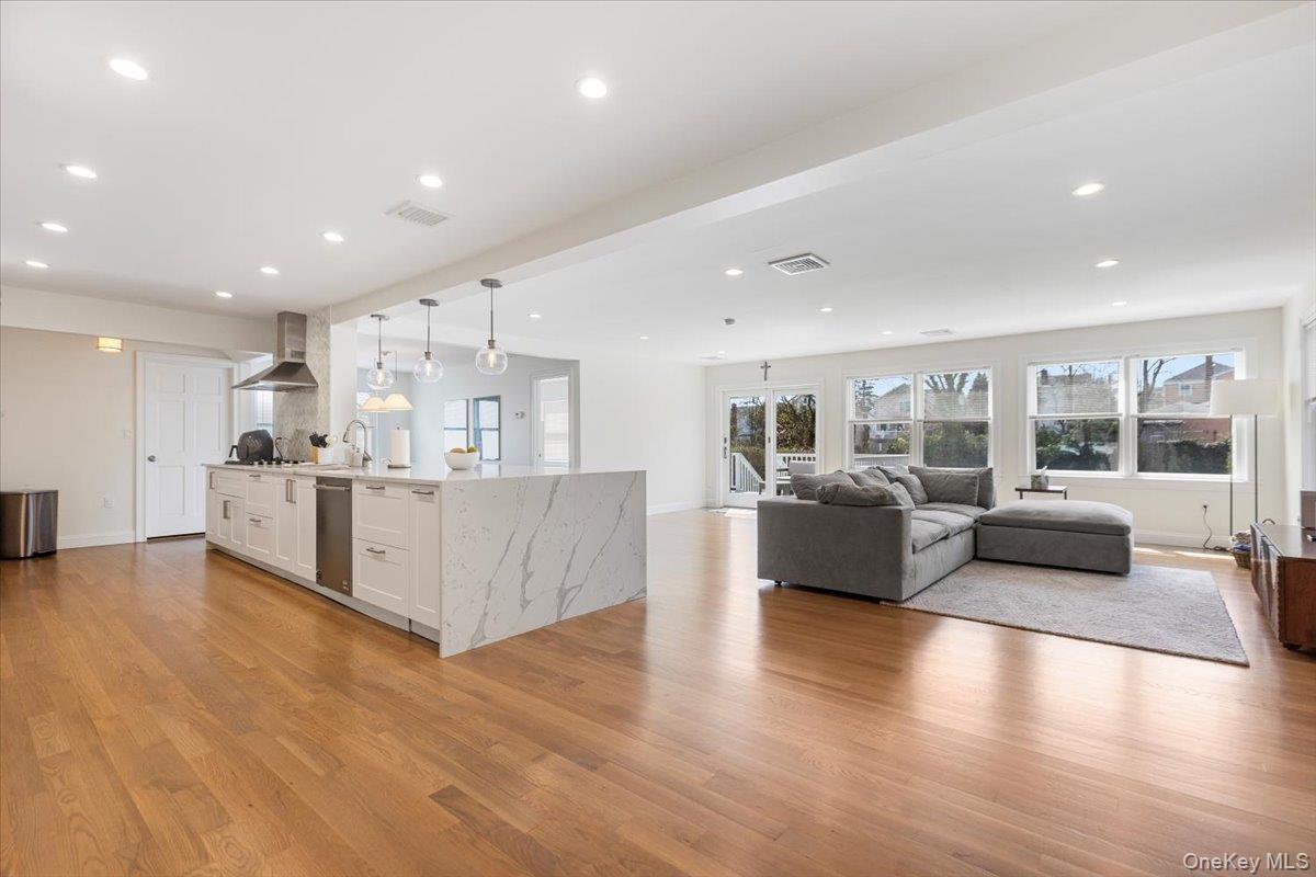 34 Tuckahoe Avenue, Eastchester, NY 10709