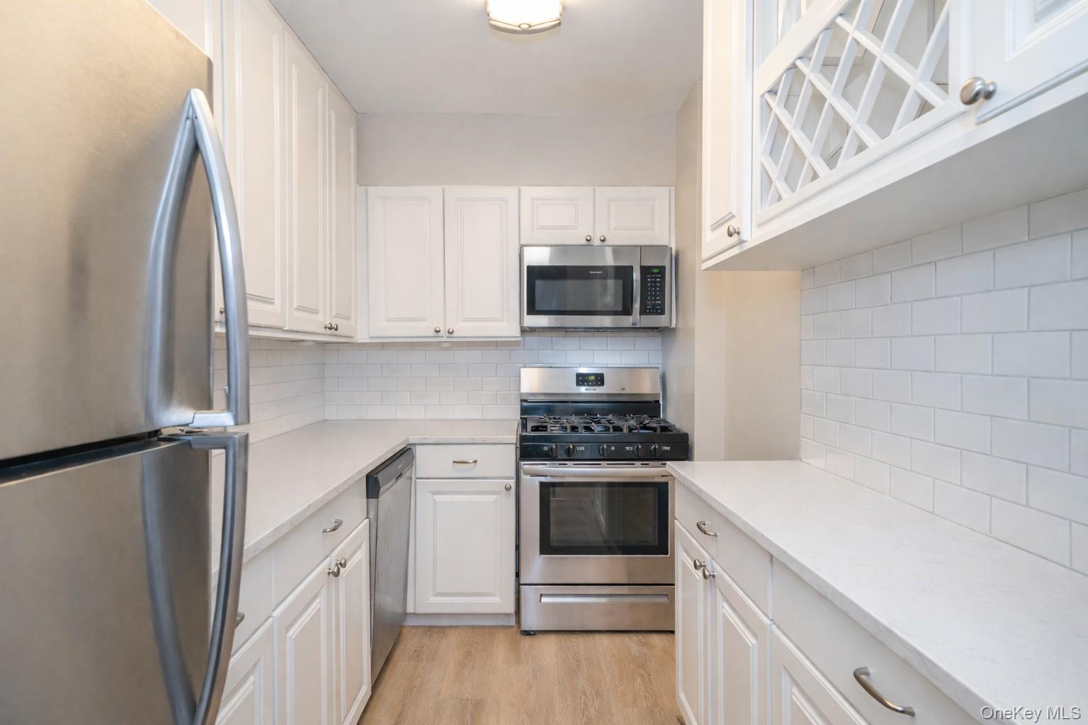 21 Fairview Avenue # #530, Tuckahoe, NY 10707