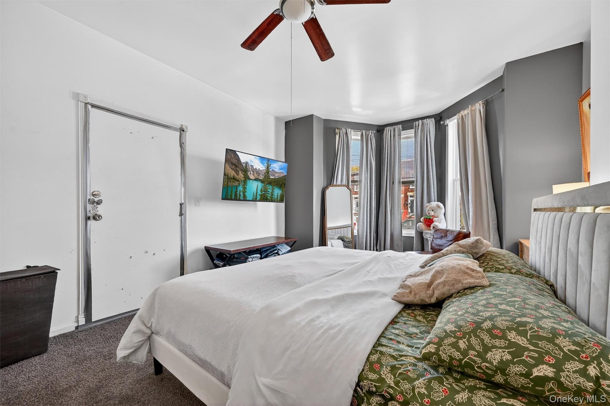 77 Liberty Street, Newburgh, NY 12550