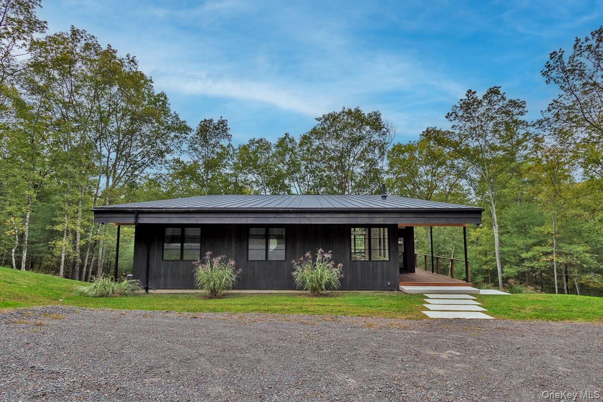 10 Hidden Mountain Lane, Stone Ridge, NY 12484