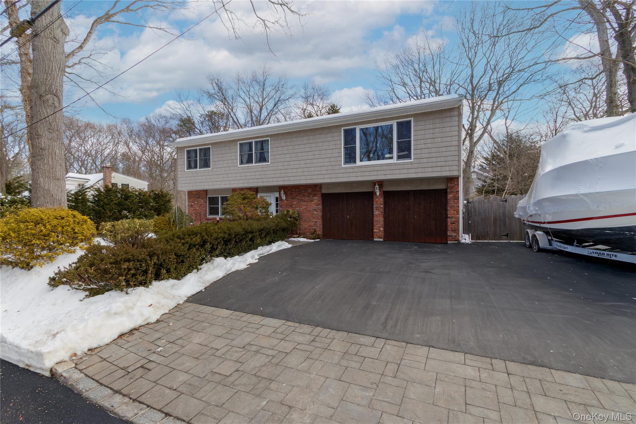 61 Pine Drive, Nesconset, NY 11767