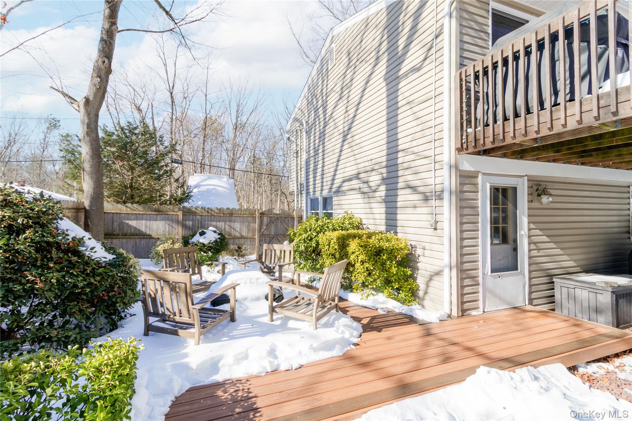 61 Pine Drive, Nesconset, NY 11767