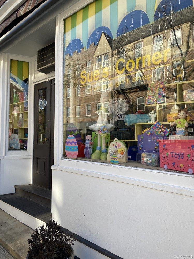 228 Fifth Avenue, Pelham, NY 10803