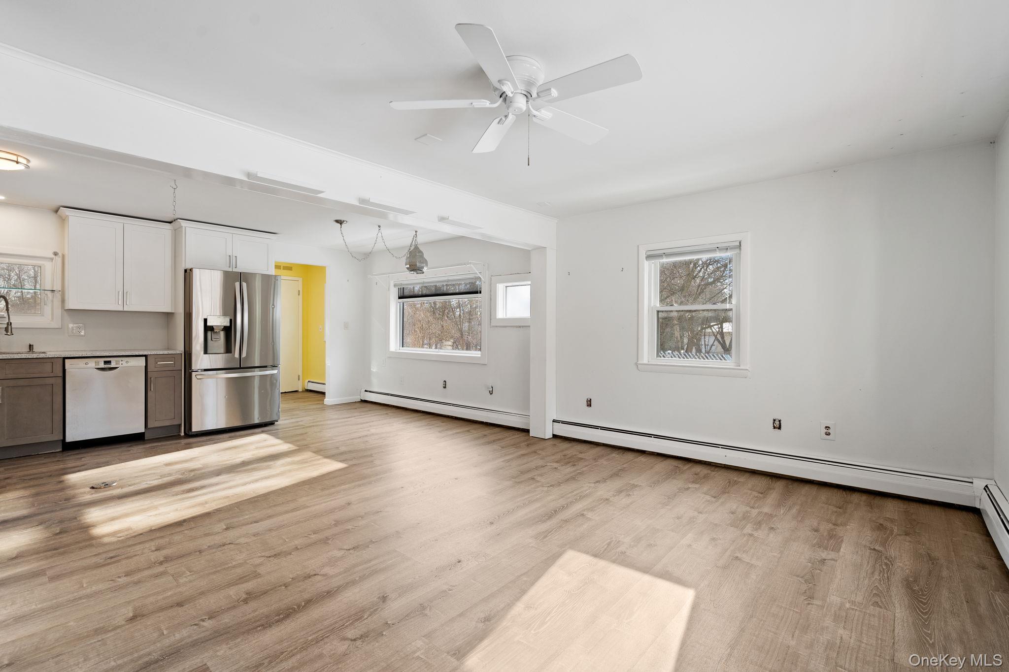 476 Coldenham Road, Walden, NY 12586