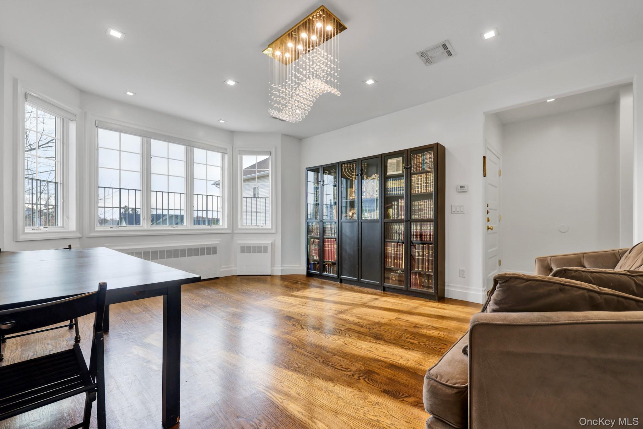 12 Lane Street # 206, Monsey, NY 10952